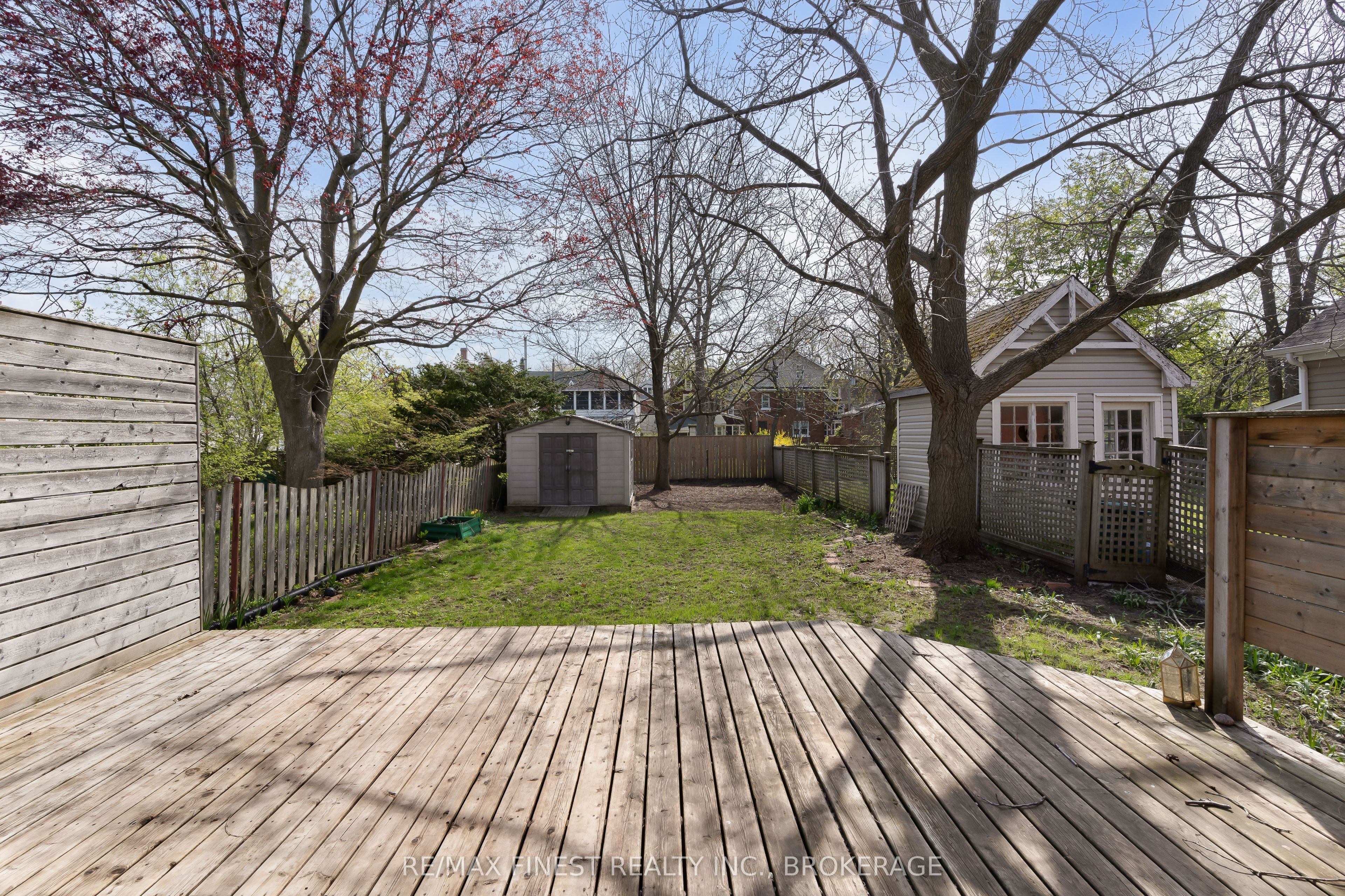 369 Victoria Street Property Photo 30