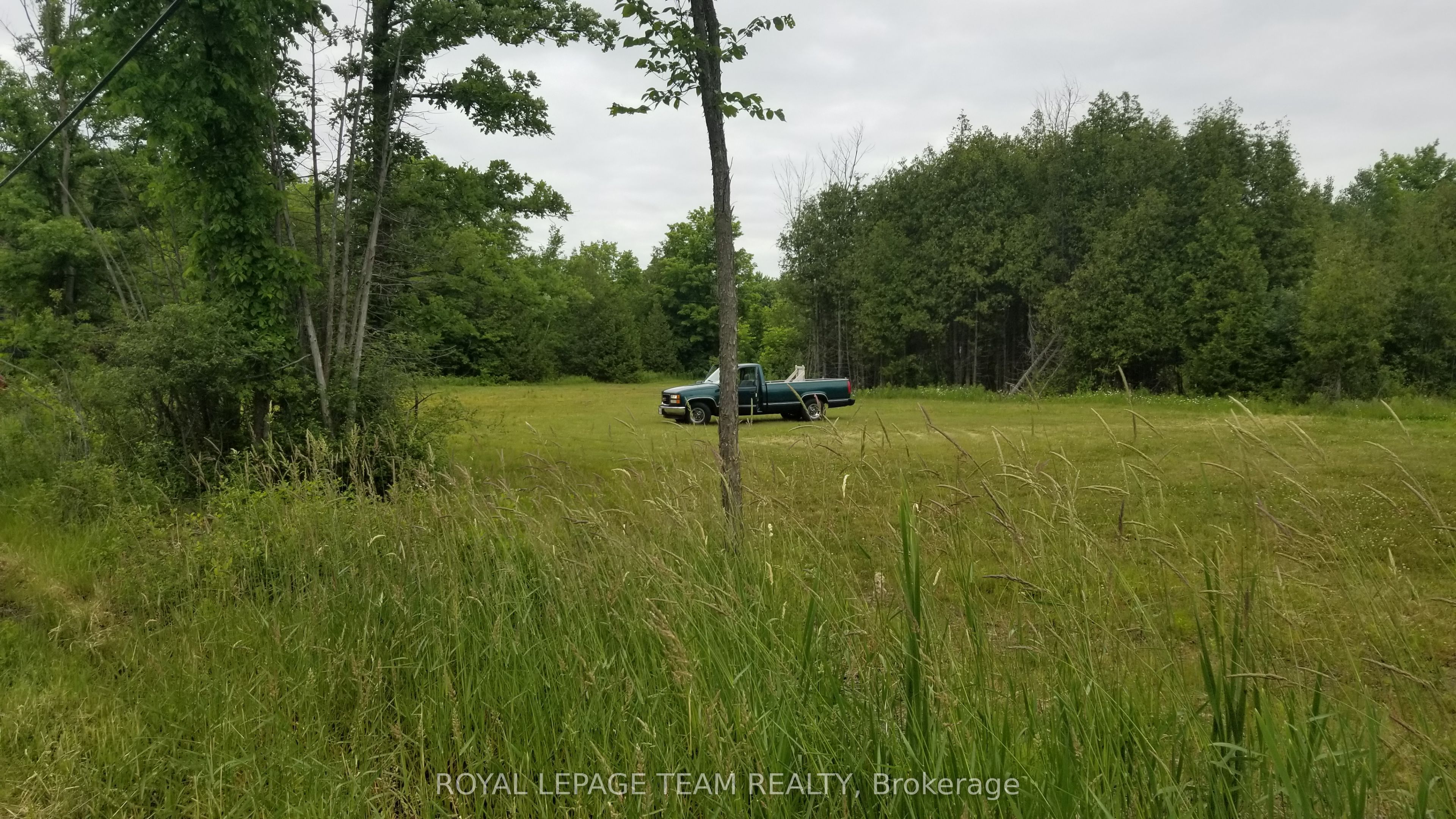 1671 8 Line Rd Property Photo 2
