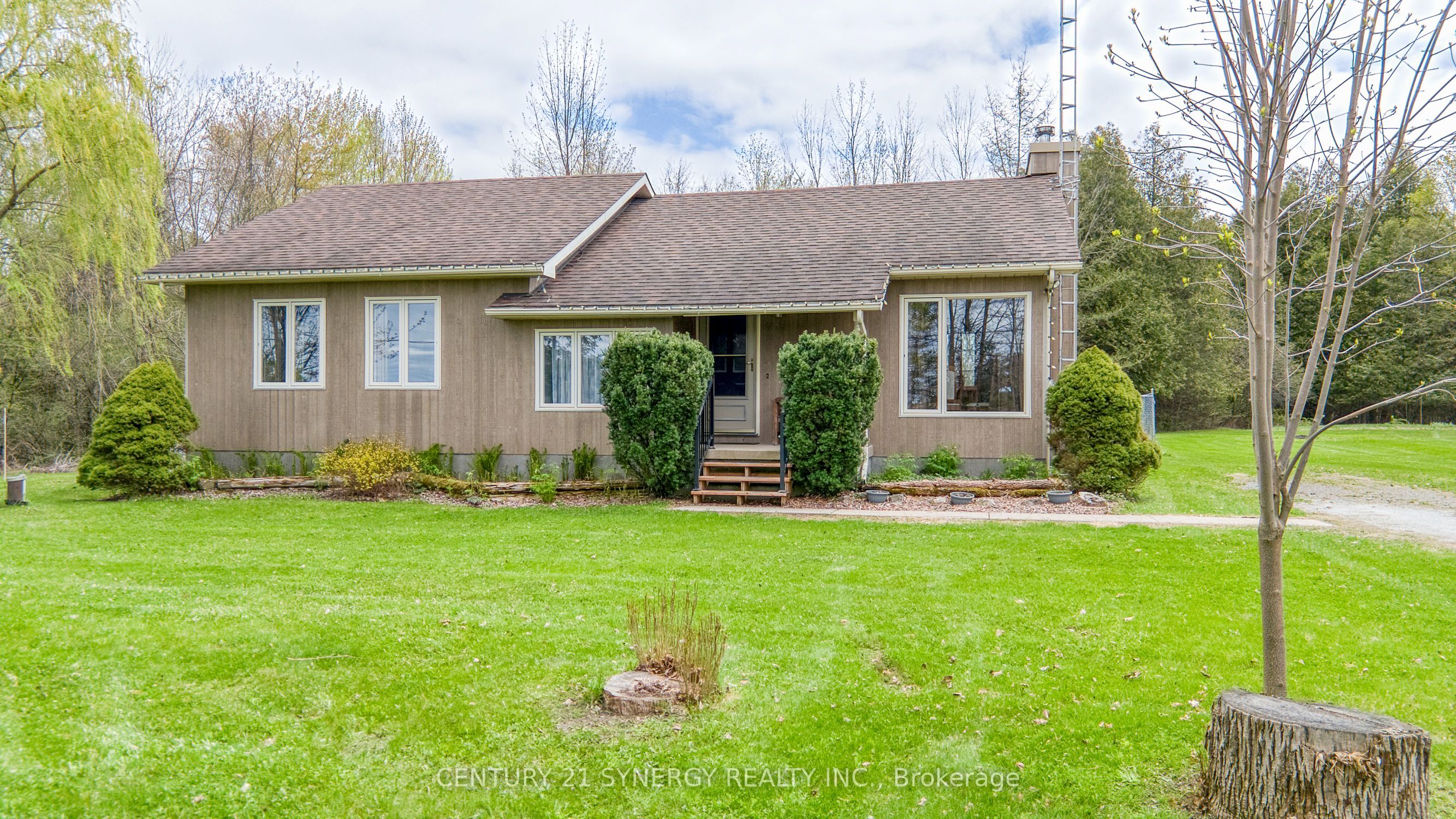 2217 Drummond 10a Concession Property Photo 1