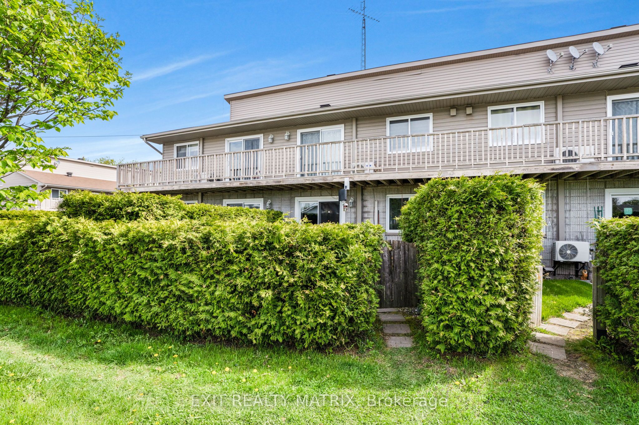 #15 - 770 St Jean Street Property Photo