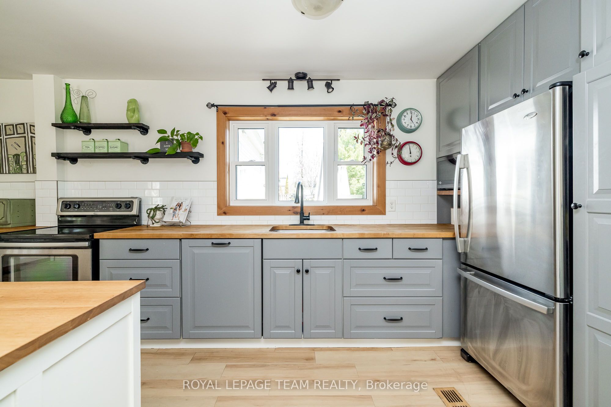111 William Street Property Photo 15