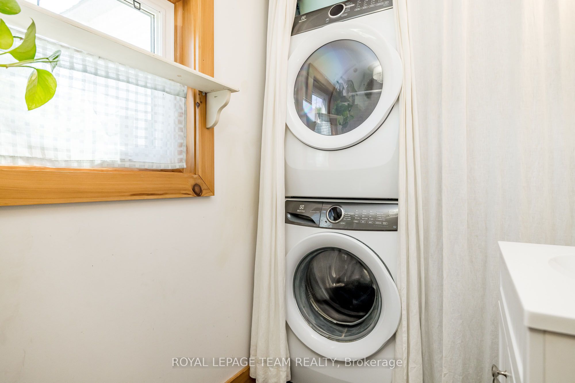 111 William Street Property Photo 25