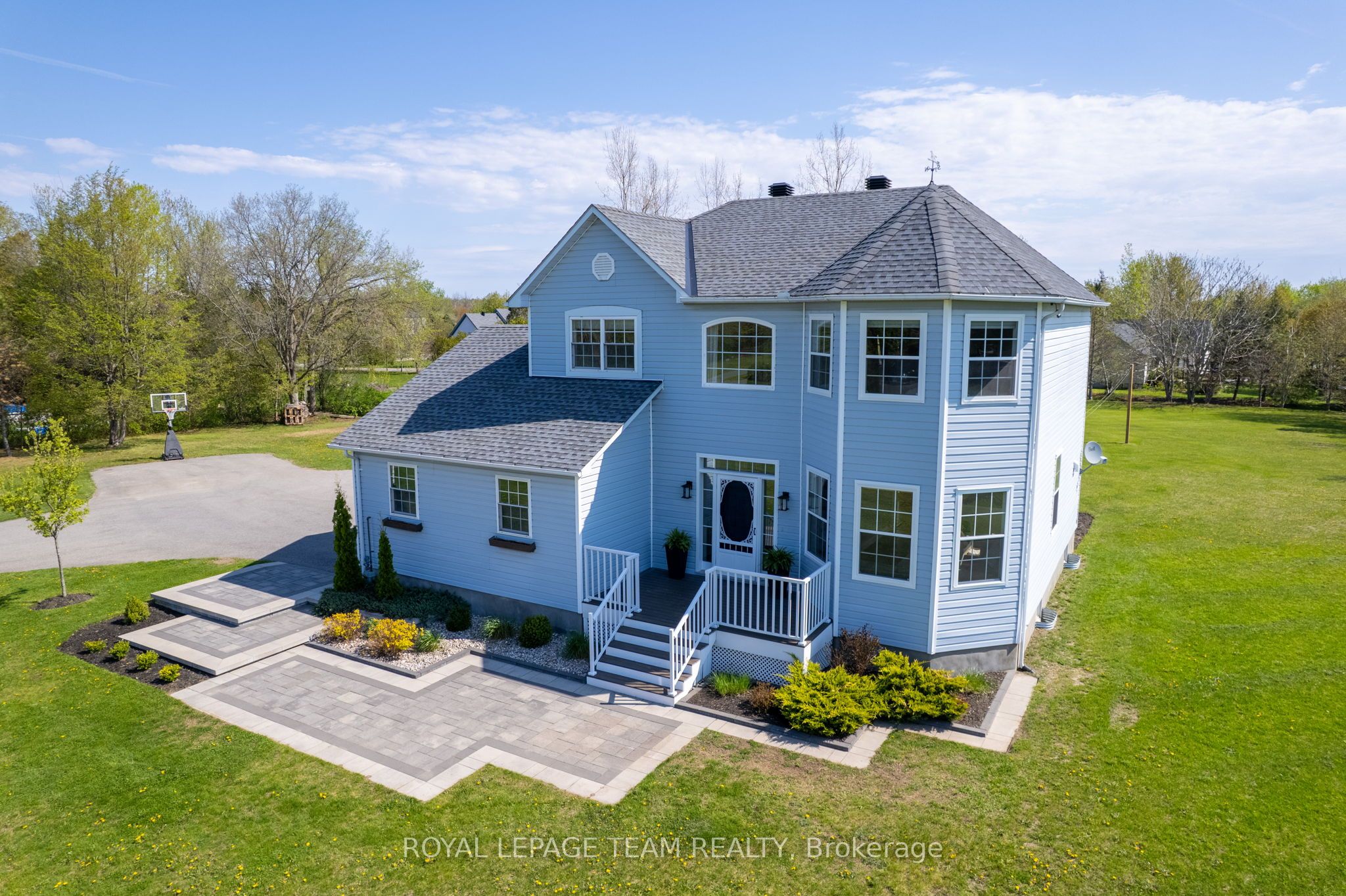 27 Empress Drive Property Photo