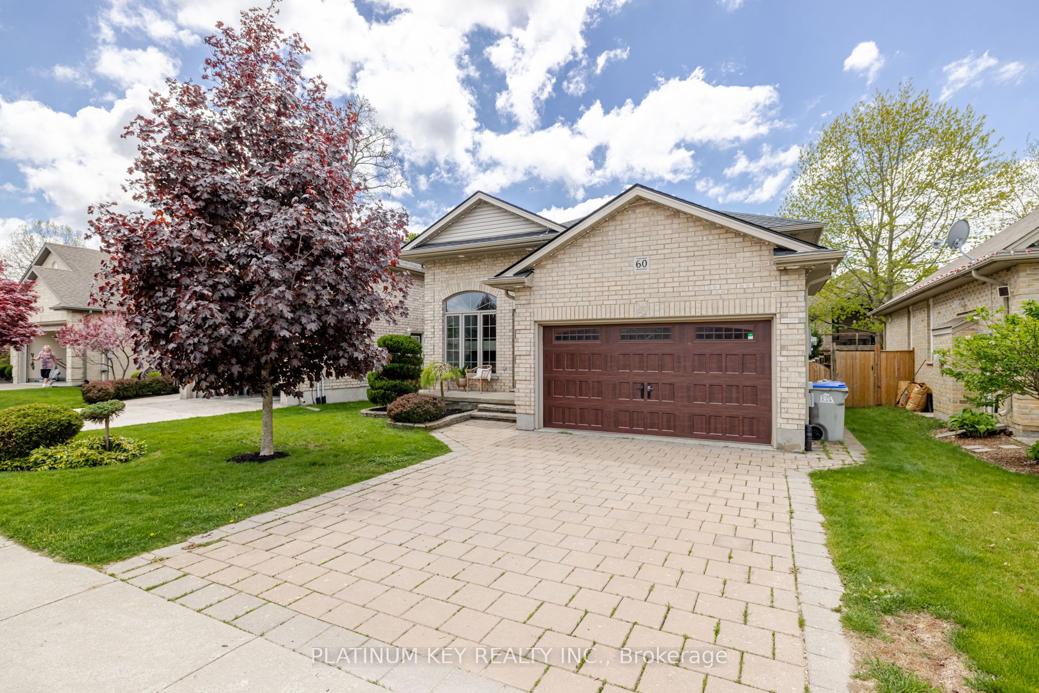 60 Bridle Path Property Photo 1