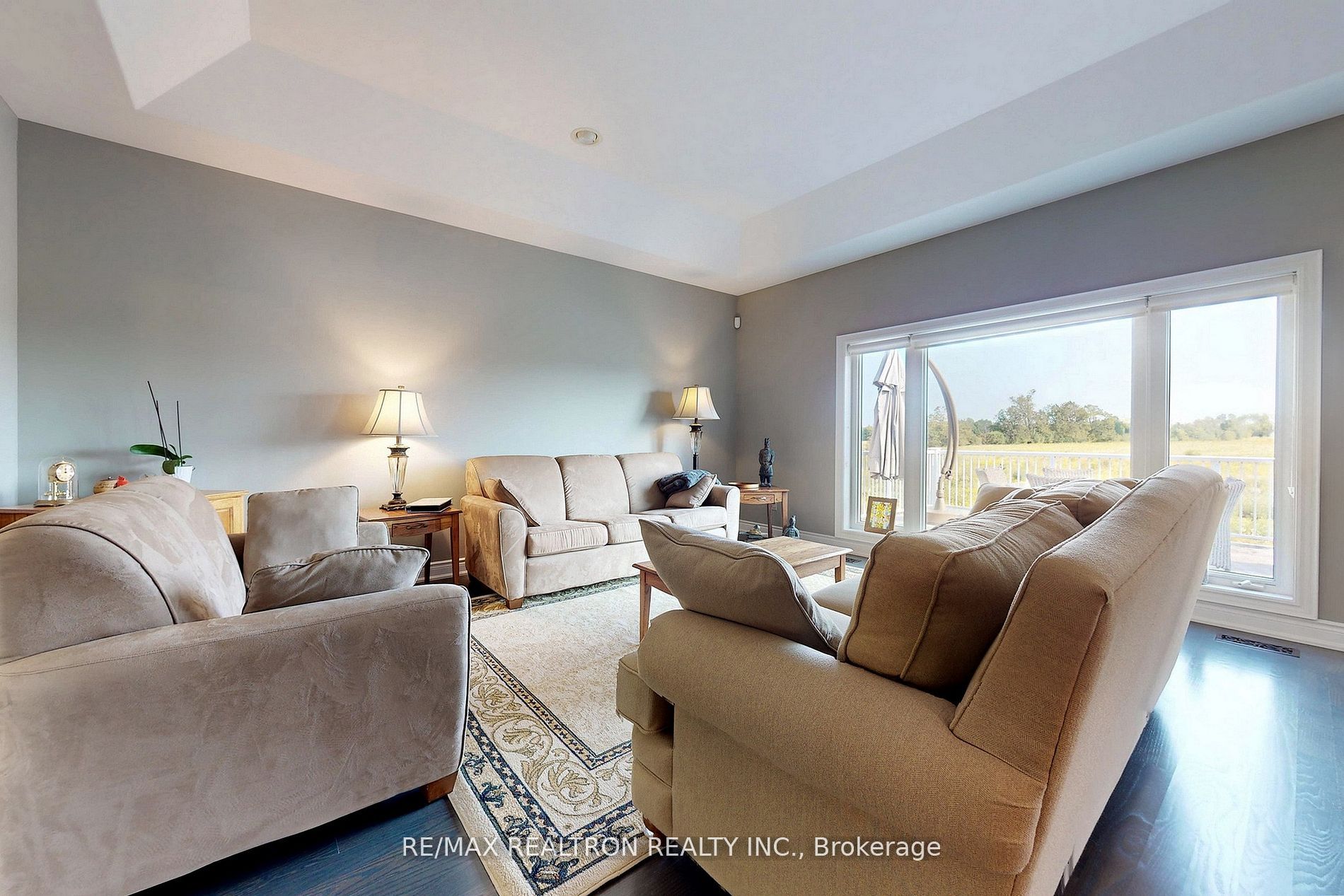 1599 Moore Dr Property Photo 12