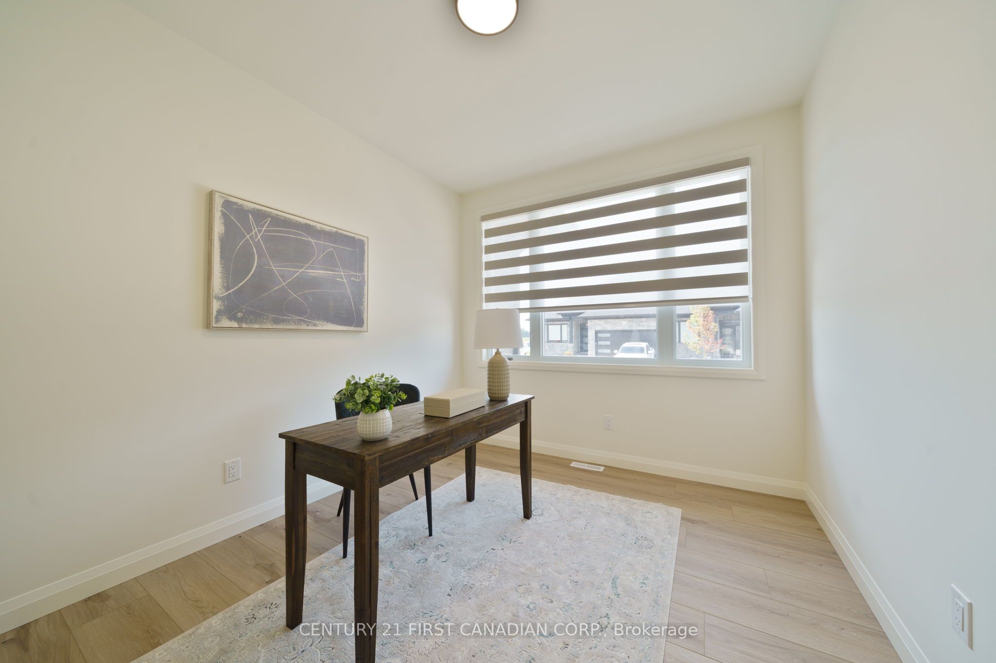 32 Postma Crescent 7 Property Photo 5
