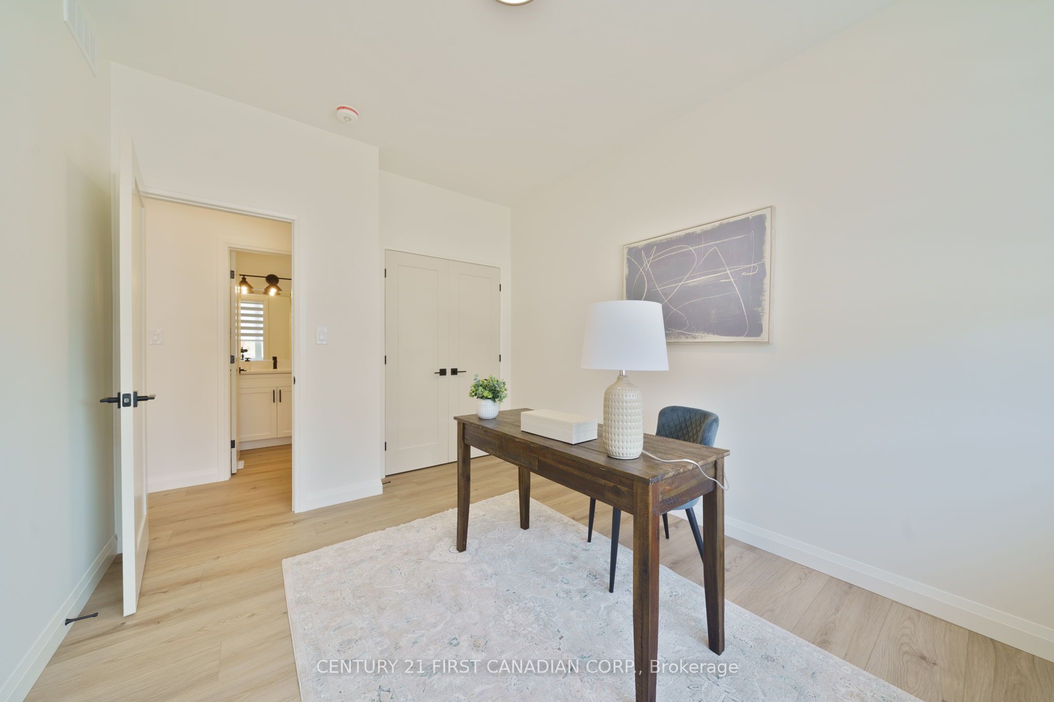 32 Postma Crescent 7 Property Photo 6