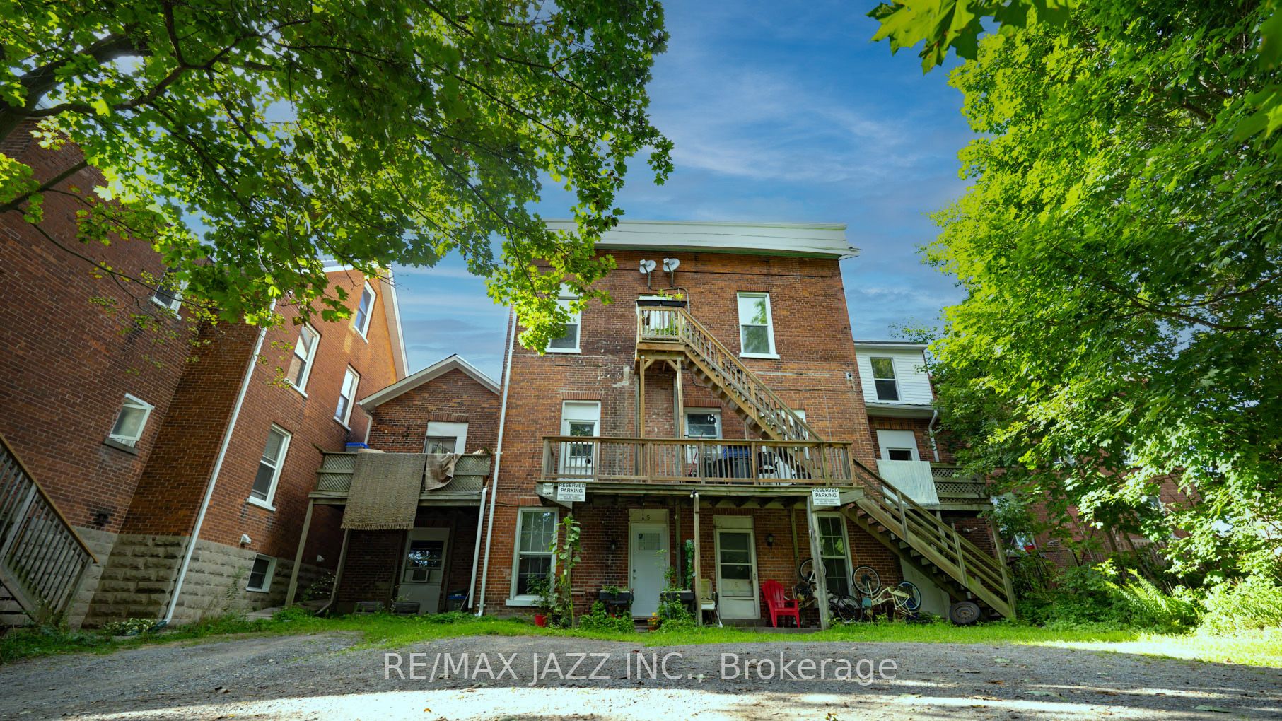 195-197 Walton Street Property Photo 7