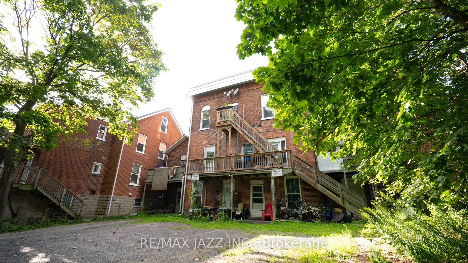 195-197 Walton Street Property Photo 8