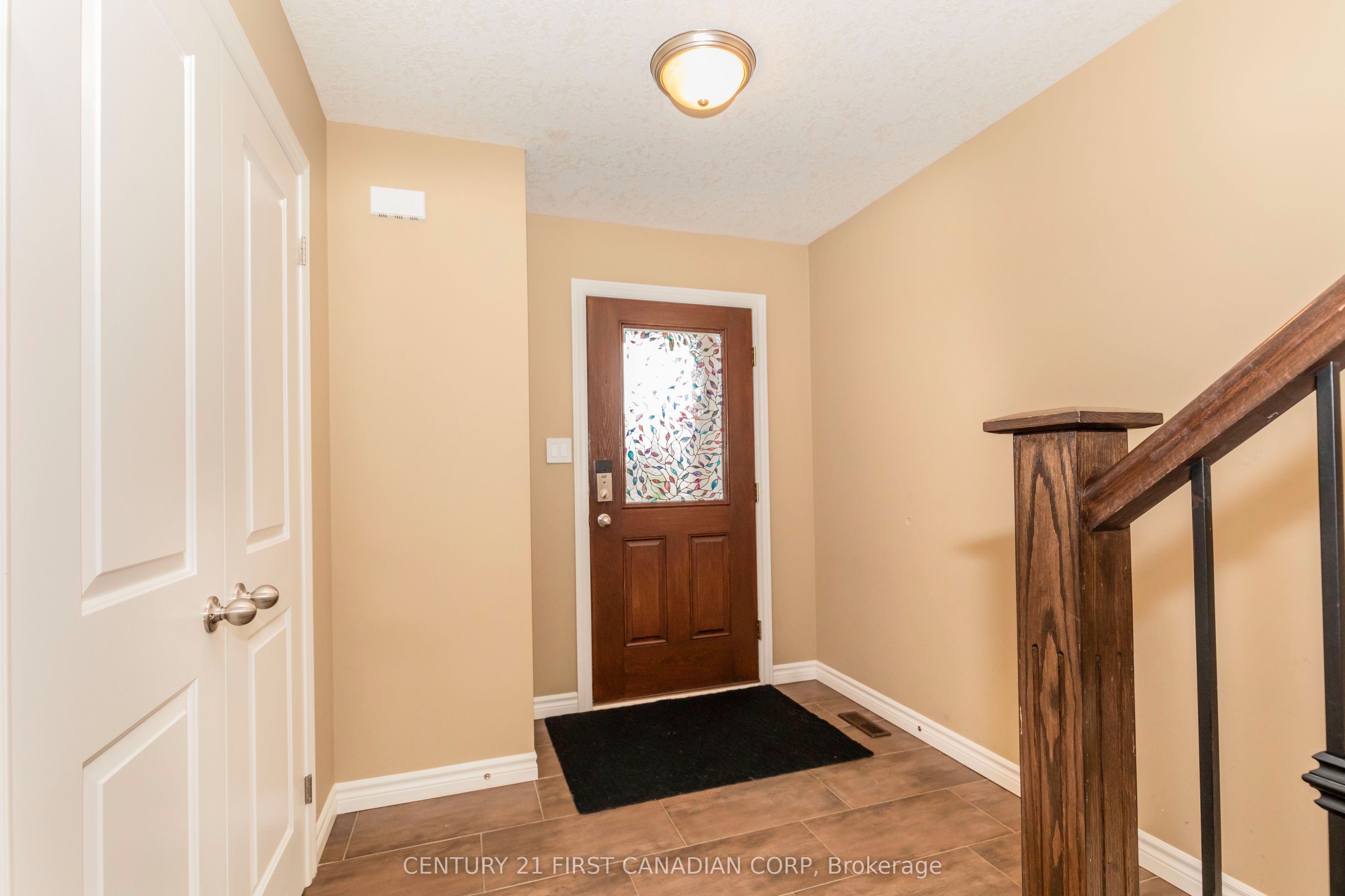 3337 Paulpeel Avenue Property Photo 5