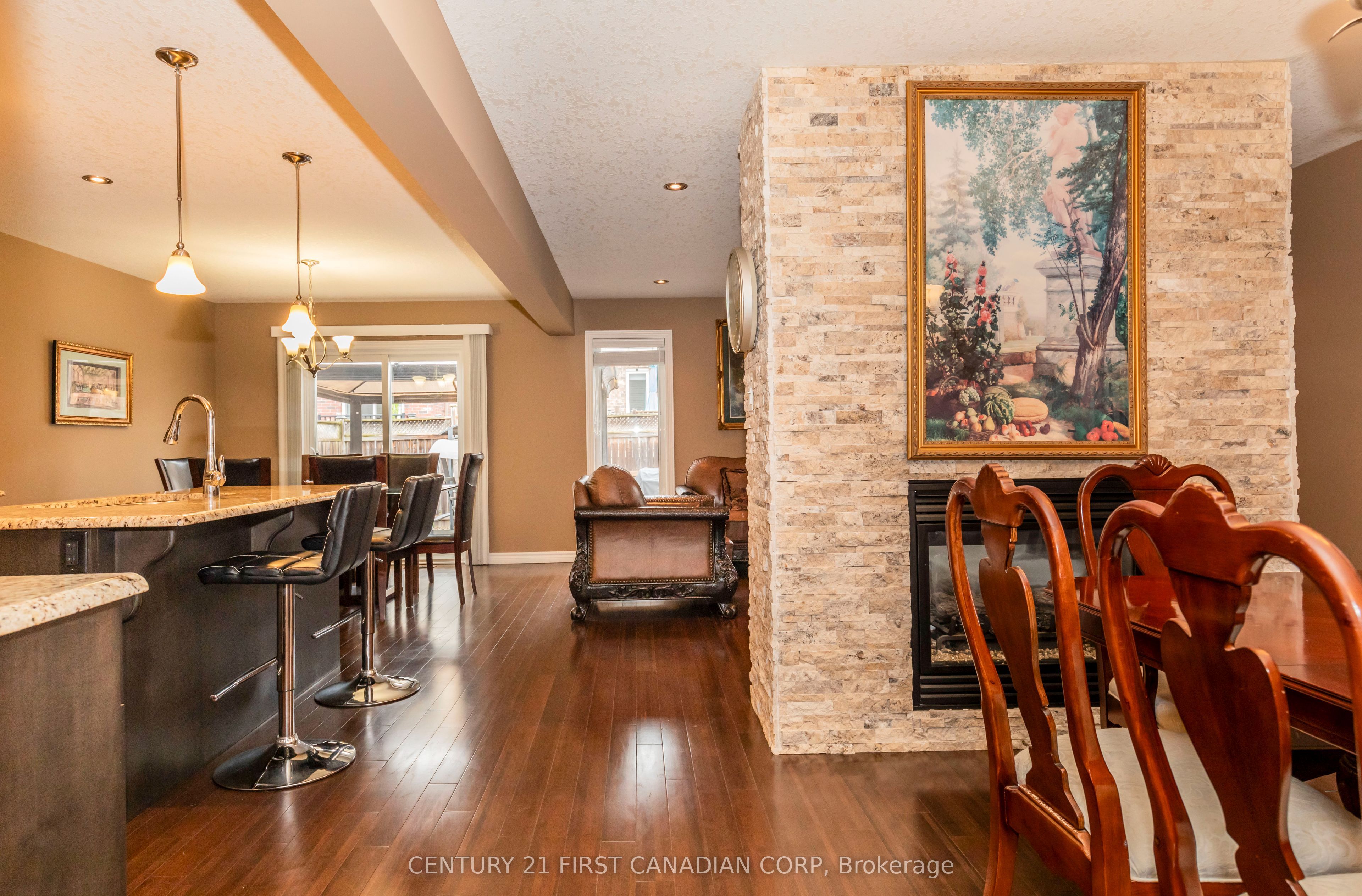 3337 Paulpeel Avenue Property Photo 8