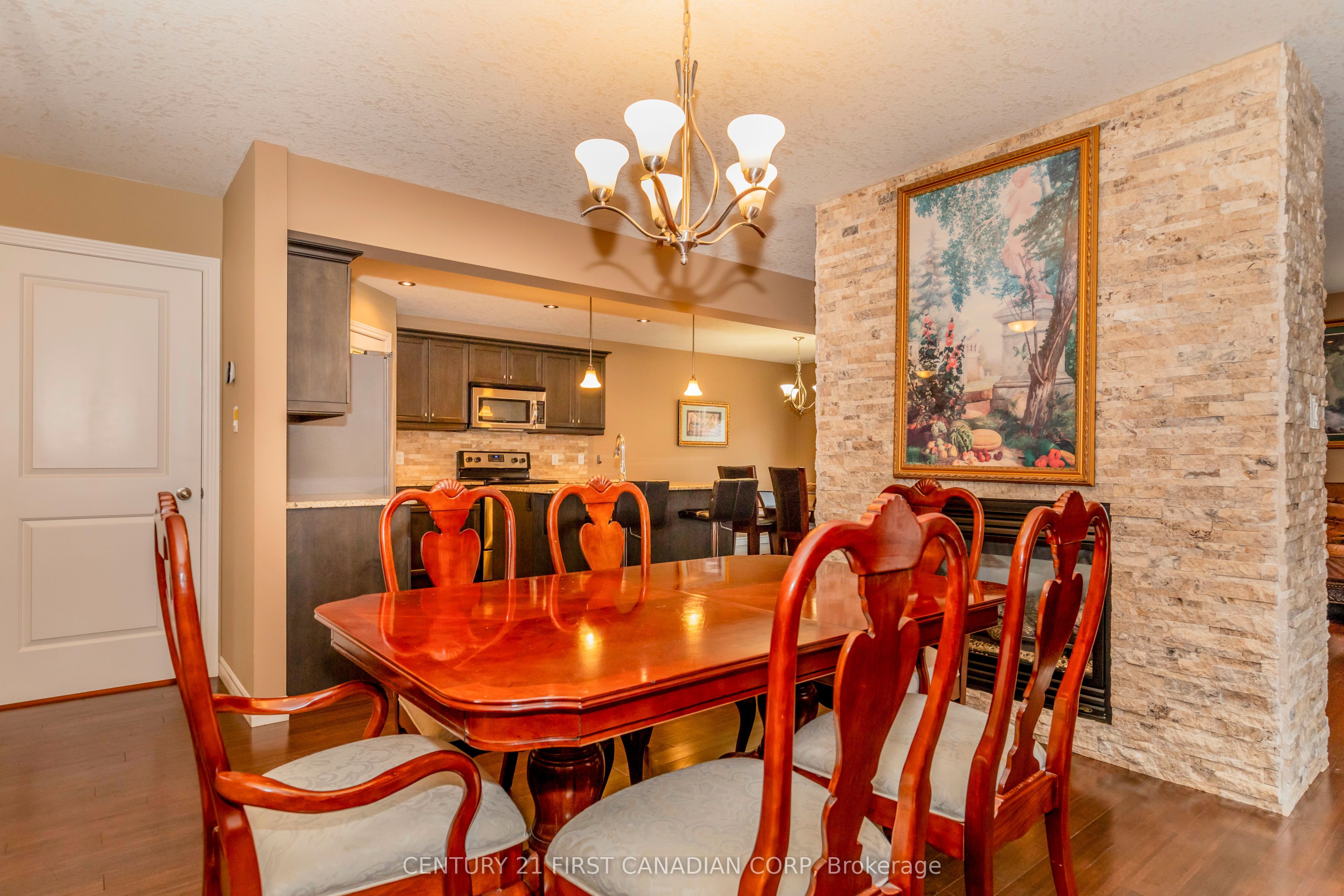 3337 Paulpeel Avenue Property Photo 10