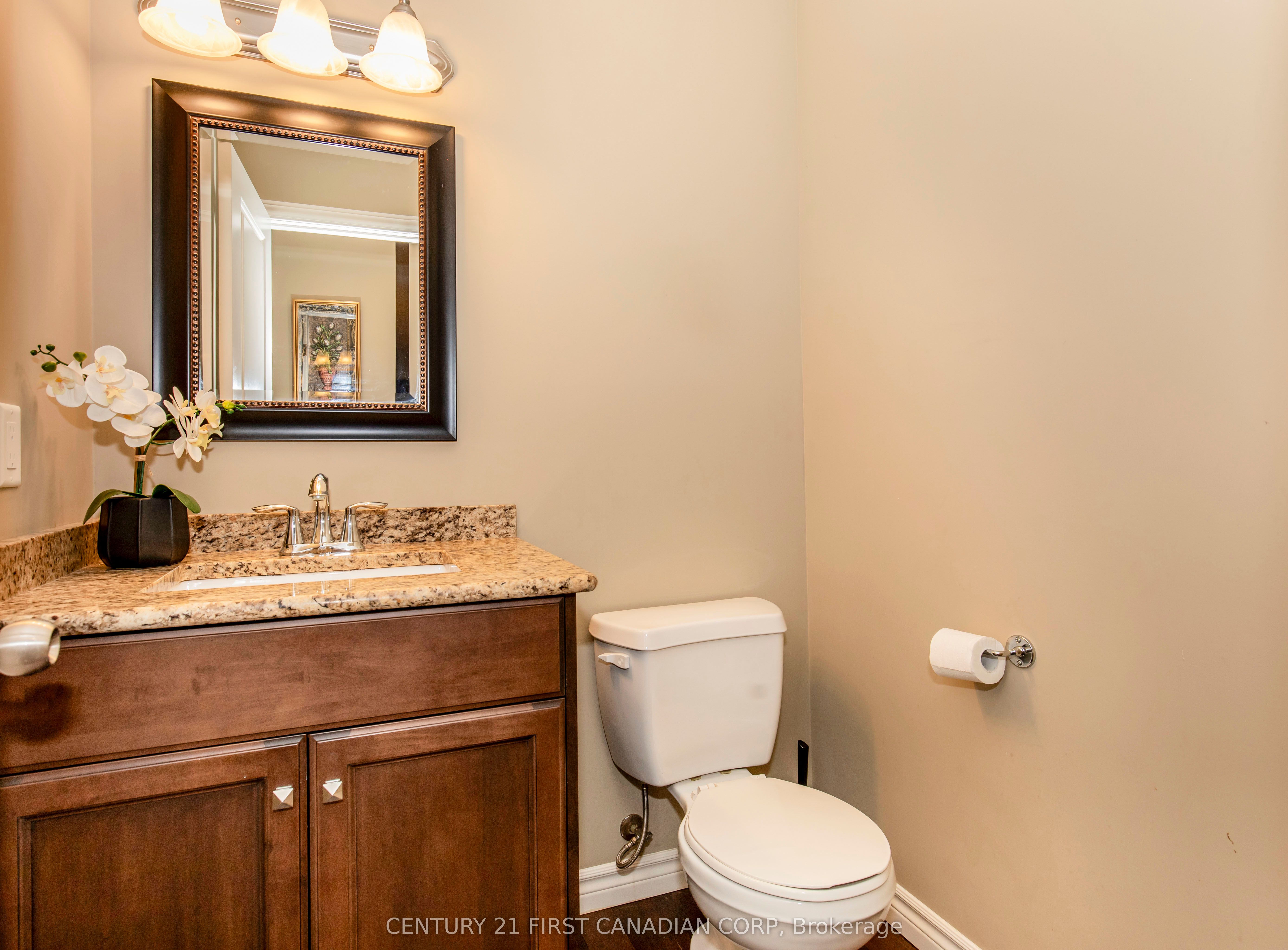 3337 Paulpeel Avenue Property Photo 17