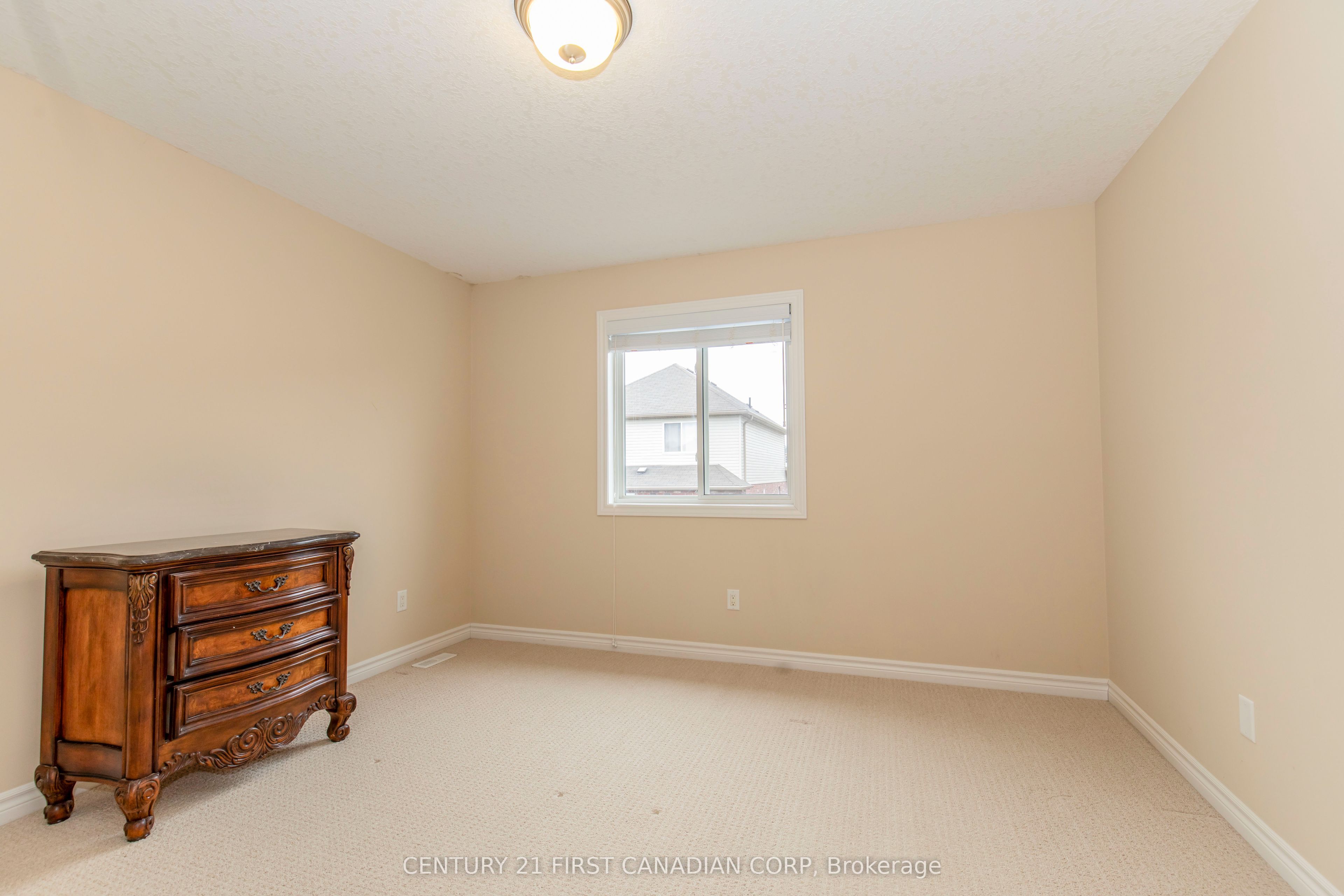 3337 Paulpeel Avenue Property Photo 27