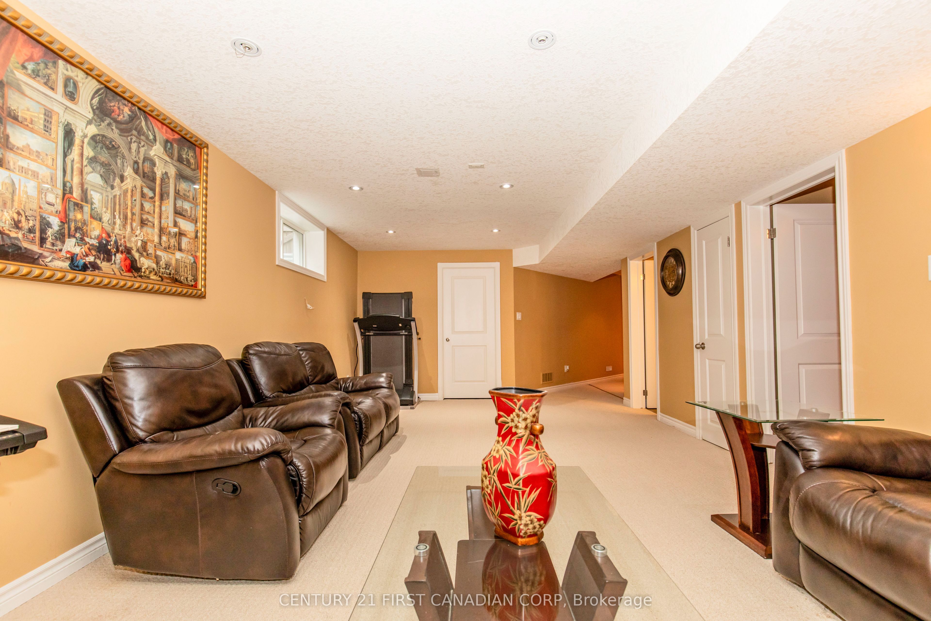 3337 Paulpeel Avenue Property Photo 34