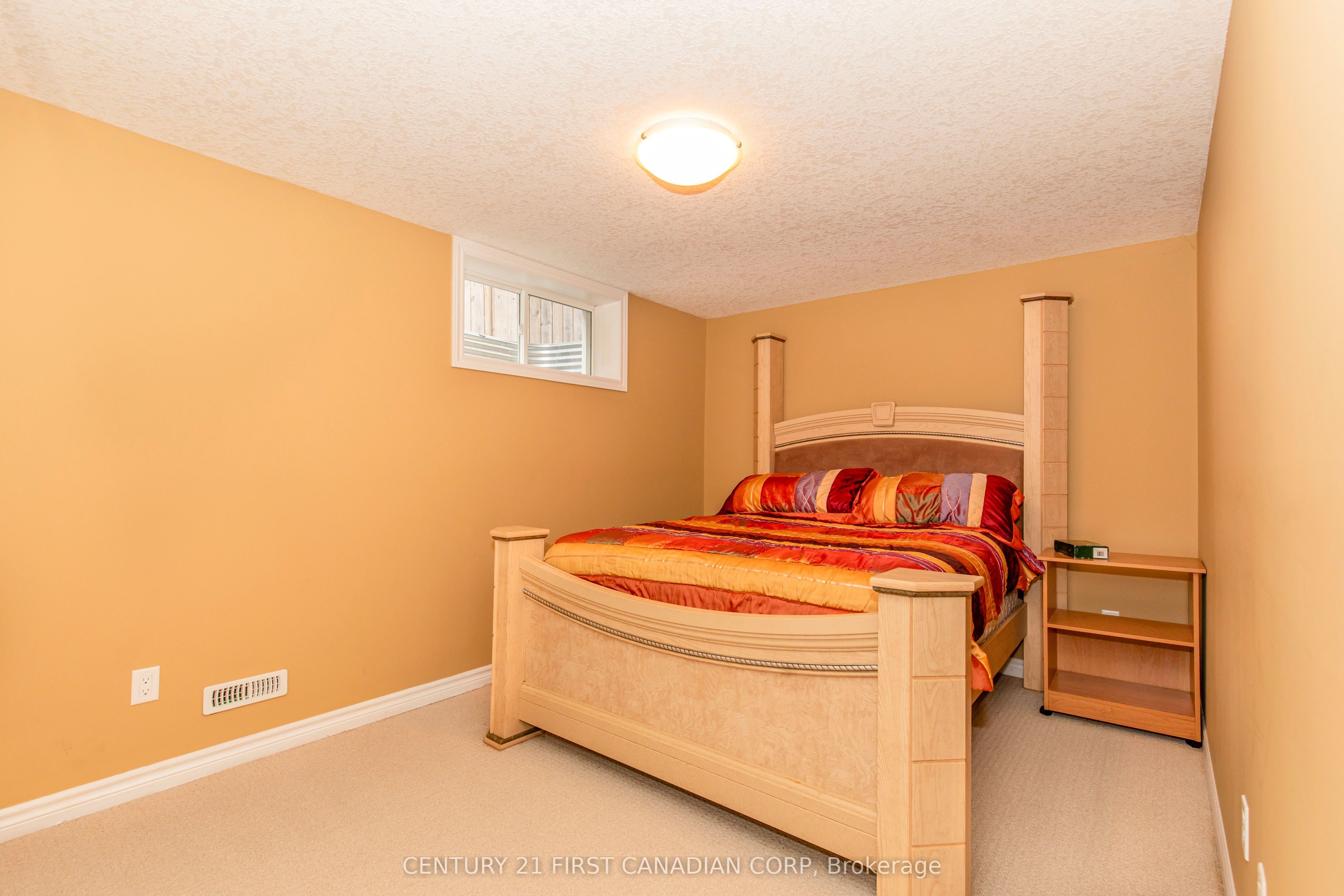 3337 Paulpeel Avenue Property Photo 36