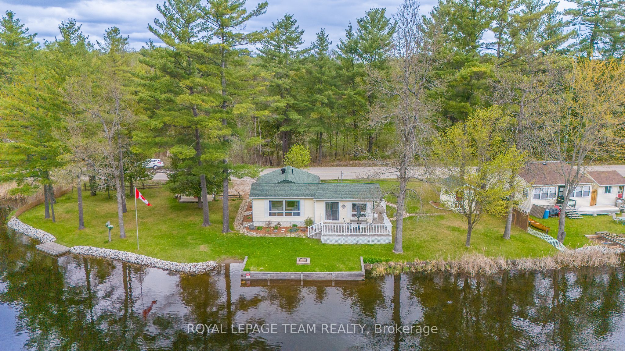 3957 Elphin-maberly Road Property Photo 3