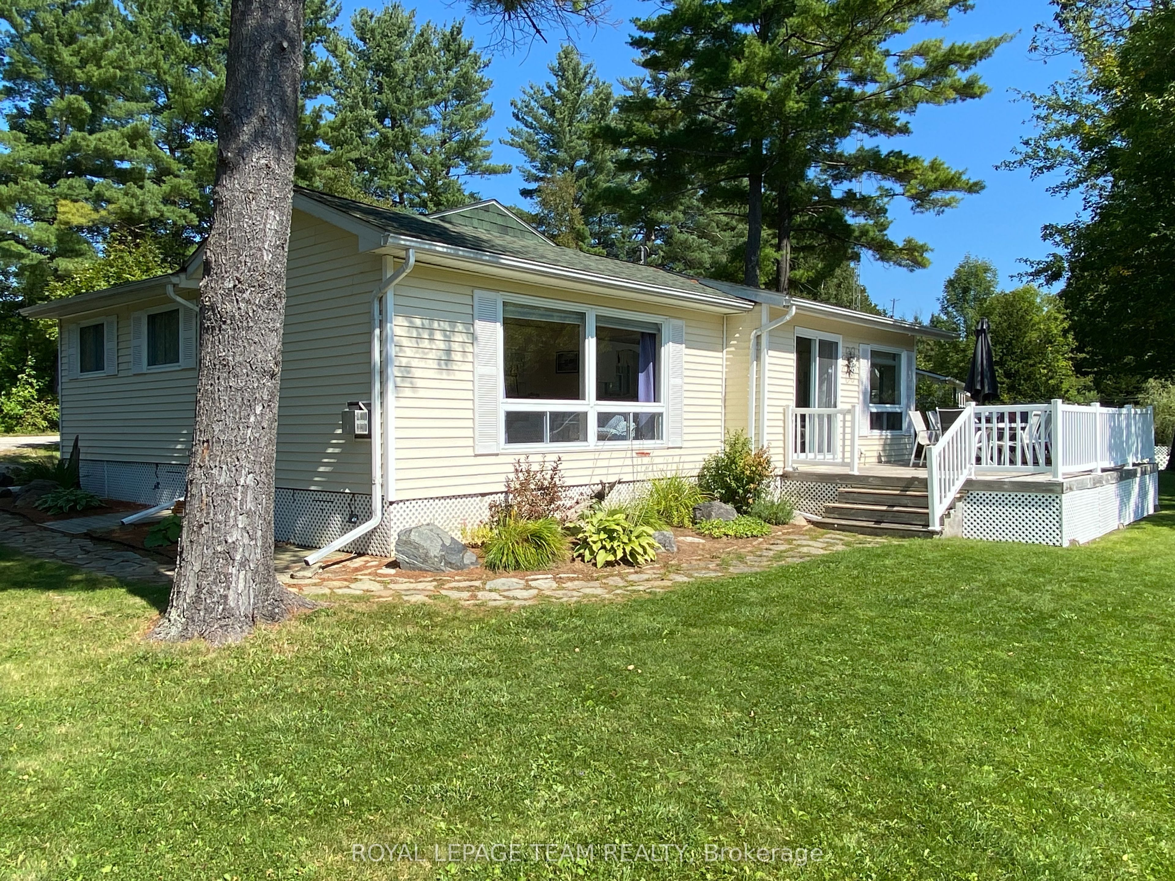 3957 Elphin-maberly Road Property Photo 15