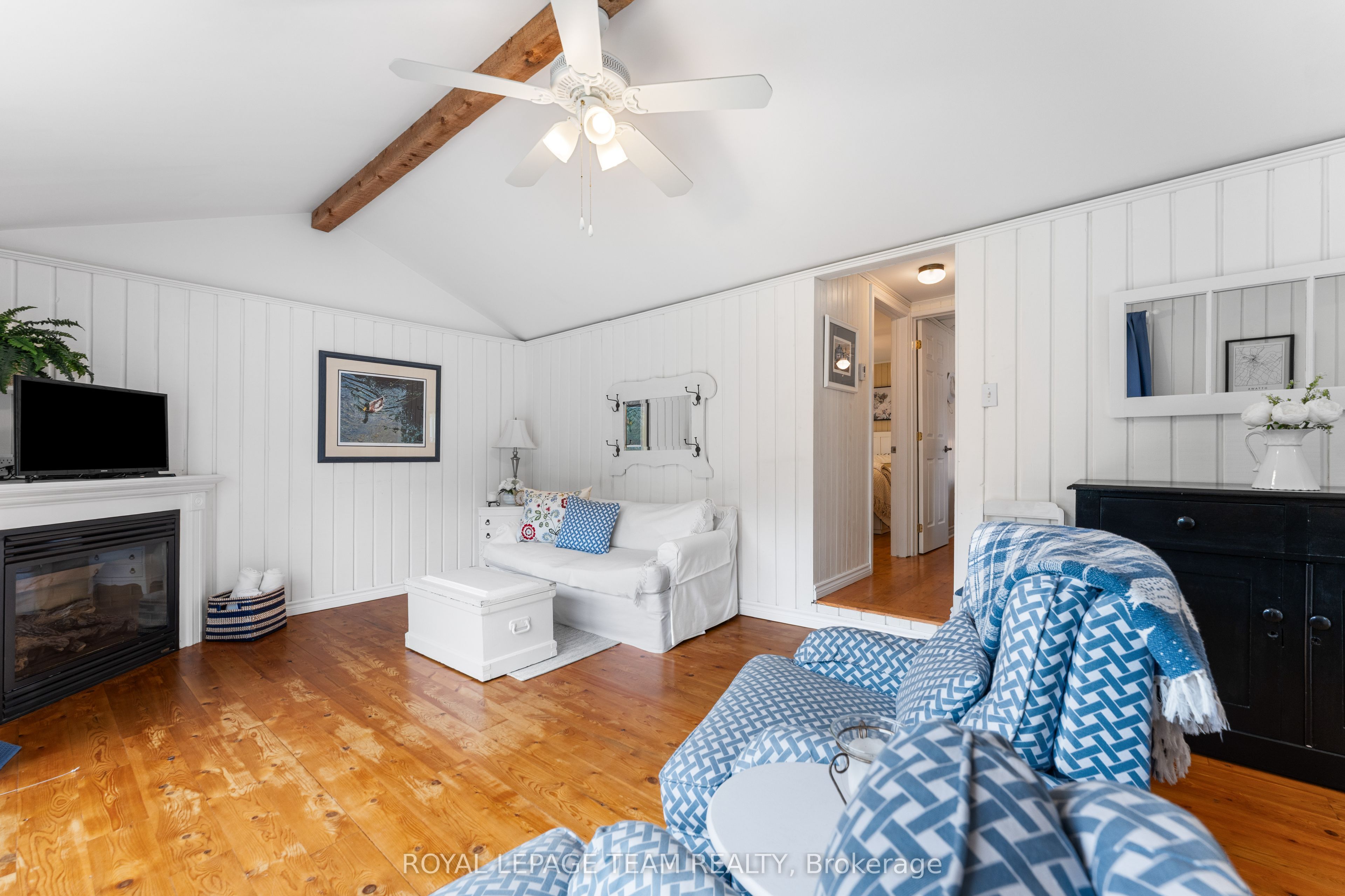 3957 Elphin-maberly Road Property Photo 25
