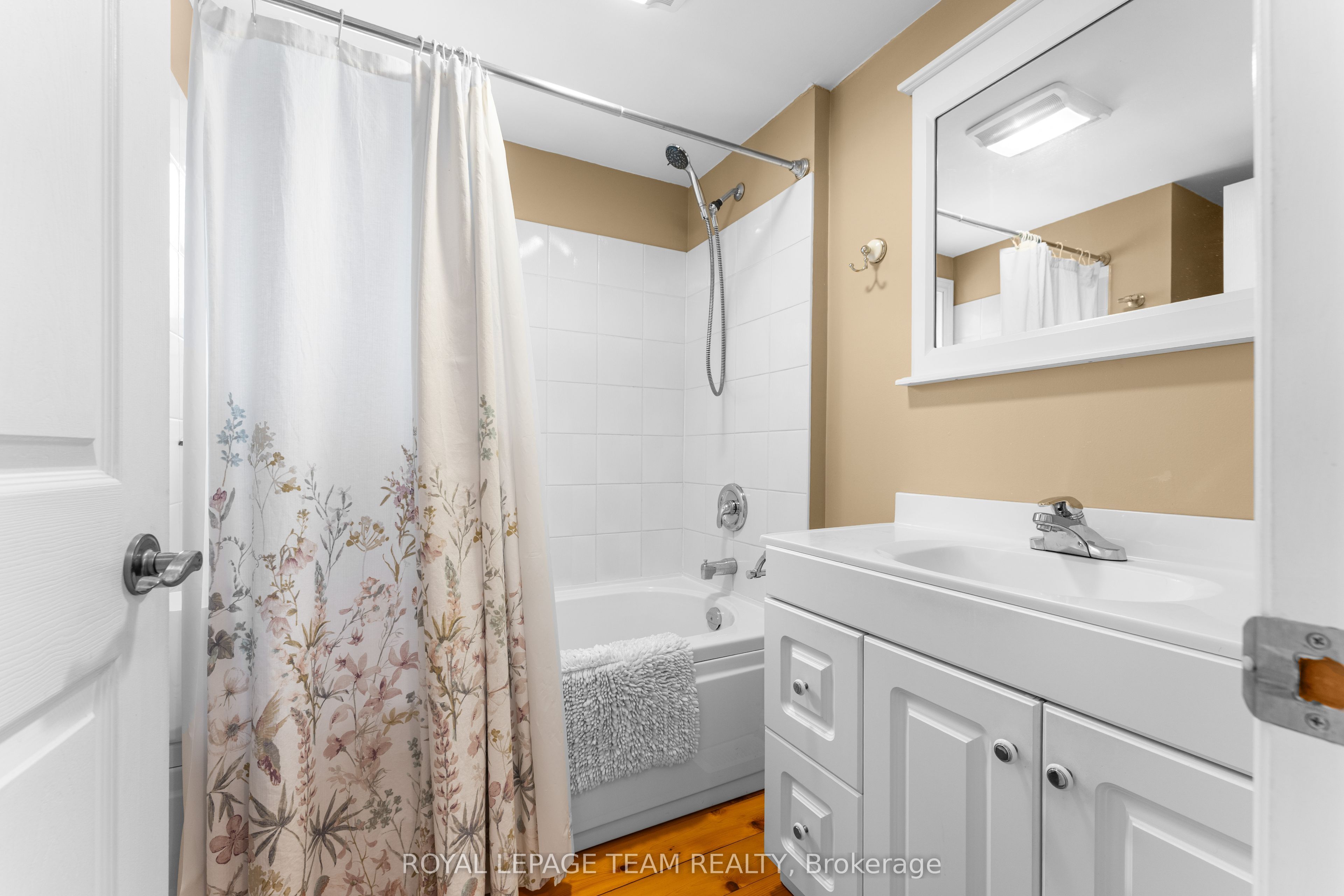 3957 Elphin-maberly Road Property Photo 32