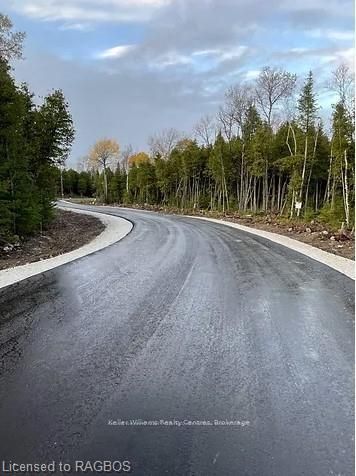 Lot 10 Trillium Crossing Property Photo 34