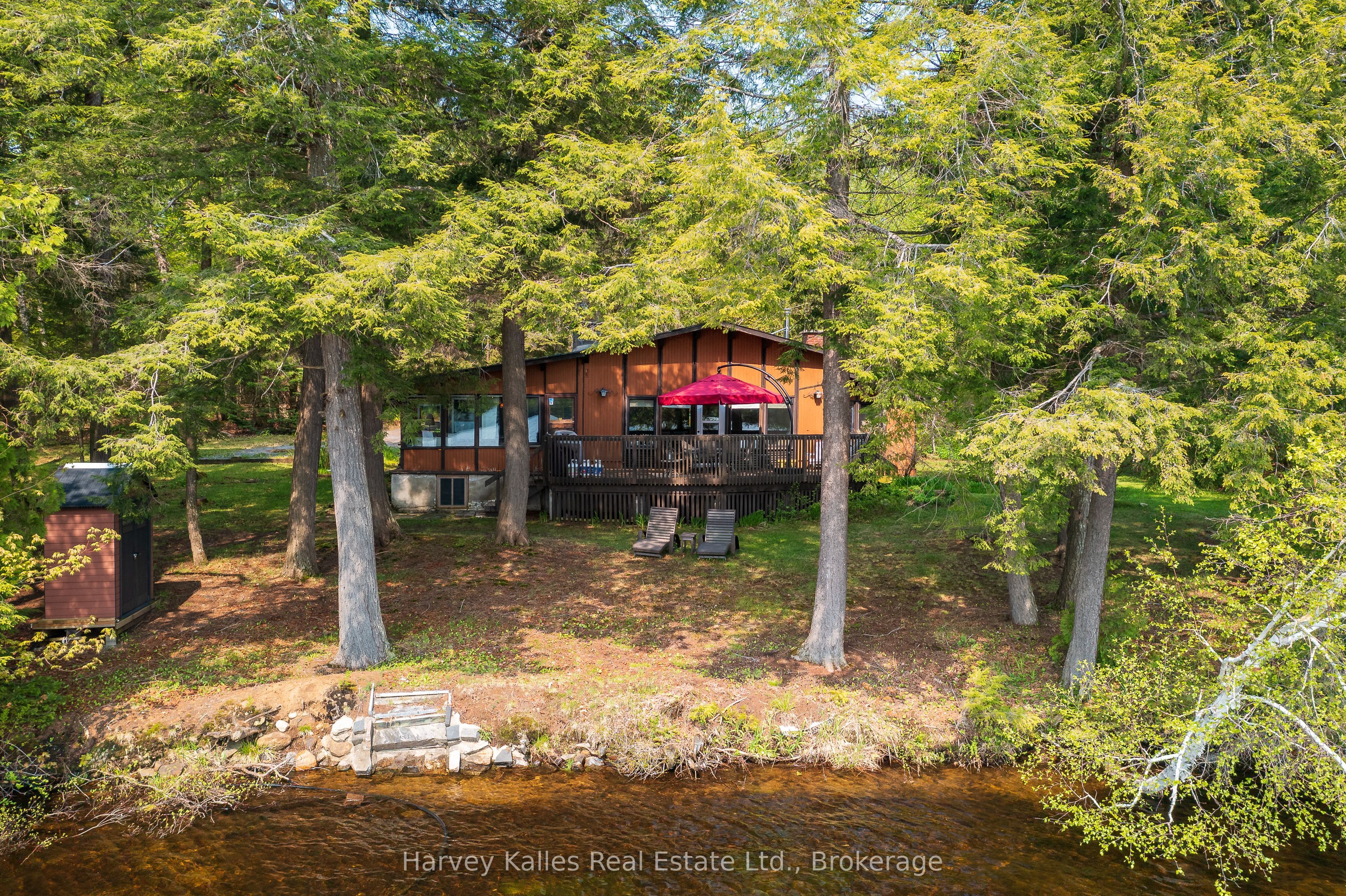 1033 Scott Ln Property Photo
