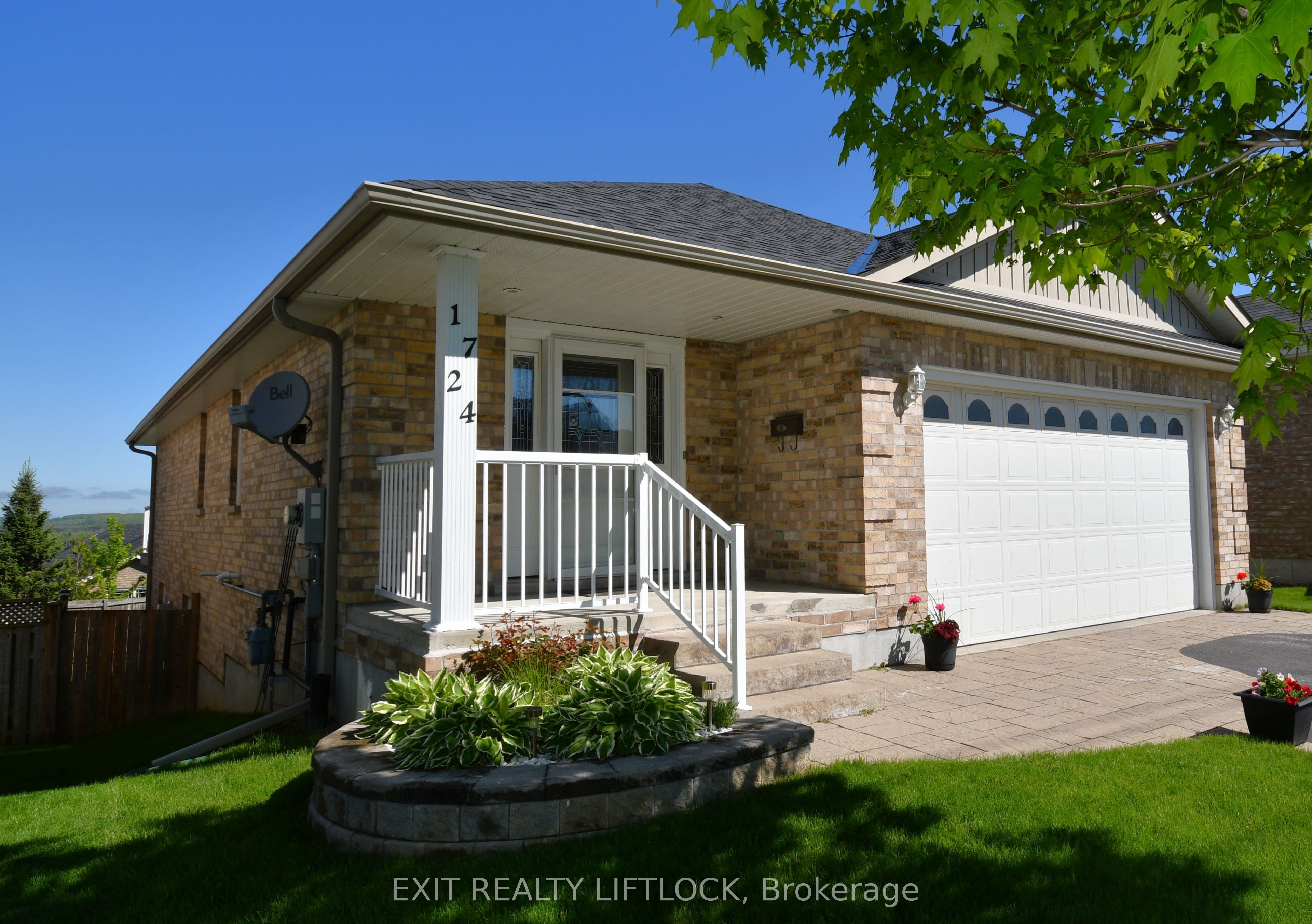 1724 Glenforest Boulevard Property Photo