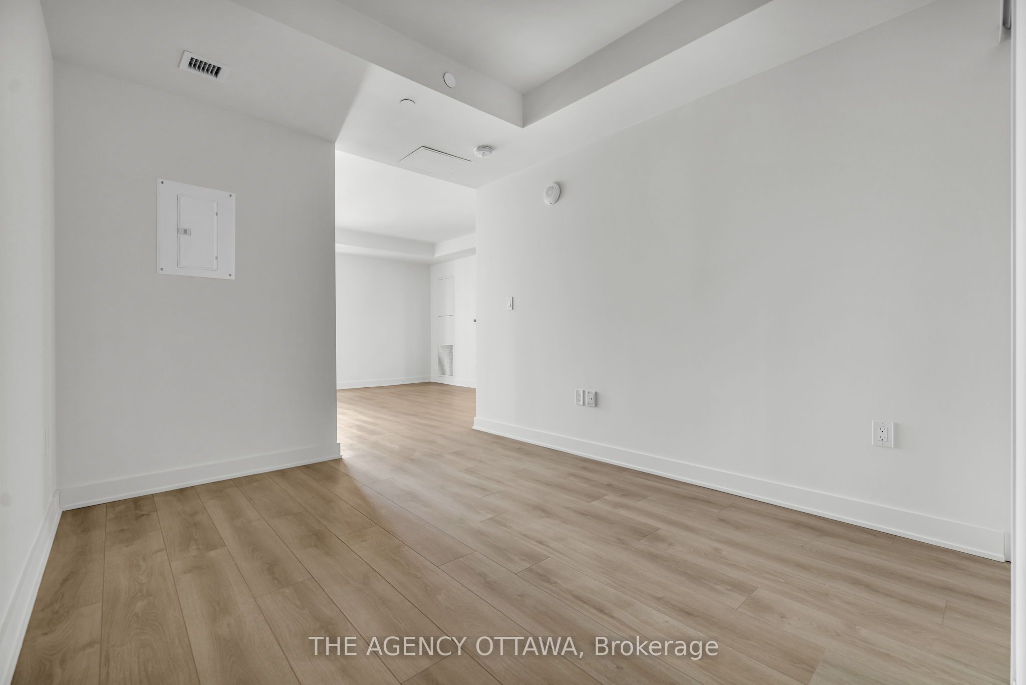 199 Rideau St Property Photo 12