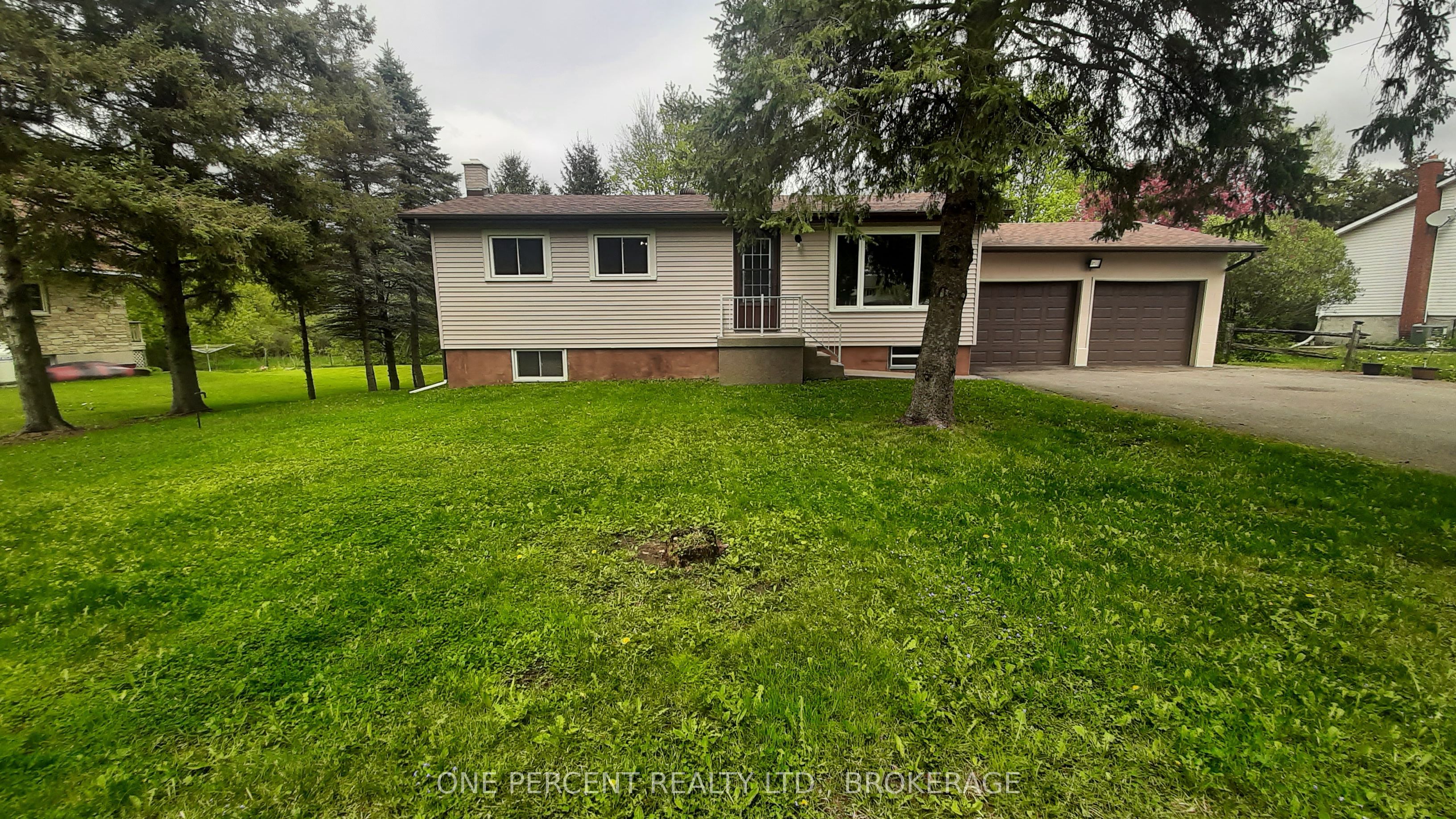 7337 County Rd 2 Property Photo 1