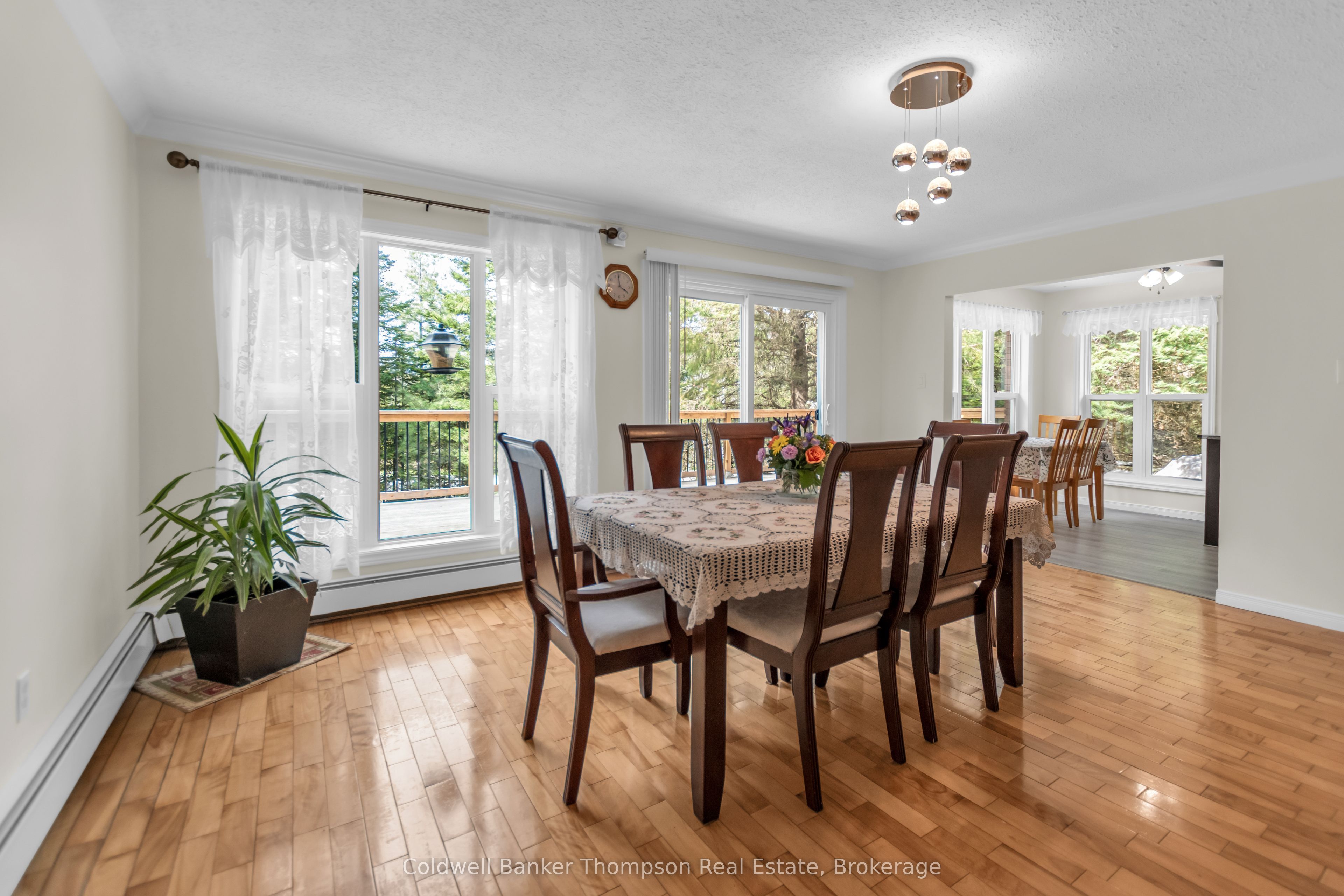 1459 Ravenscliffe Road Property Photo 12