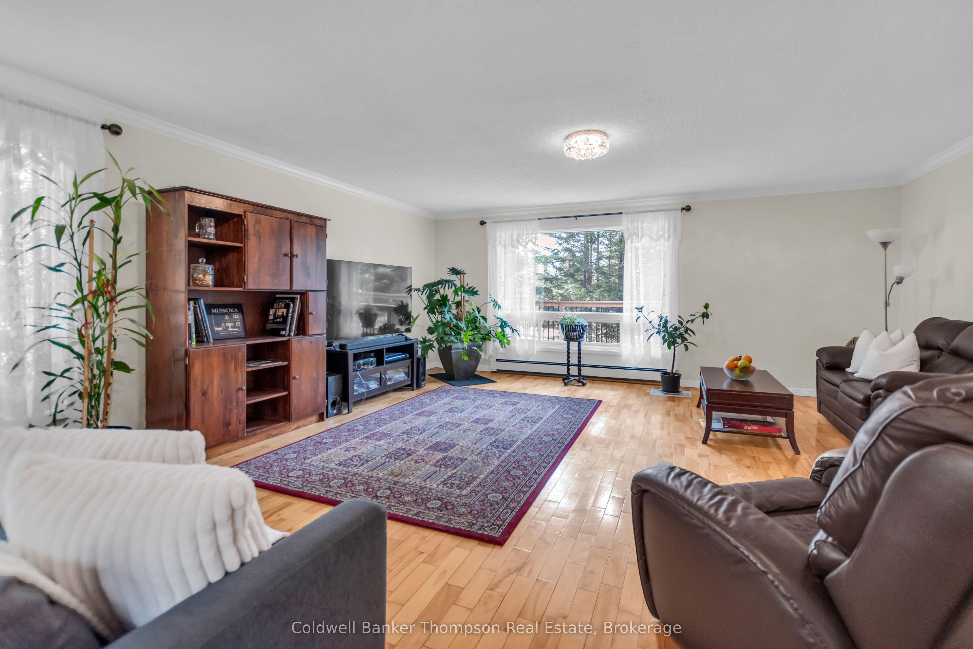 1459 Ravenscliffe Road Property Photo 14