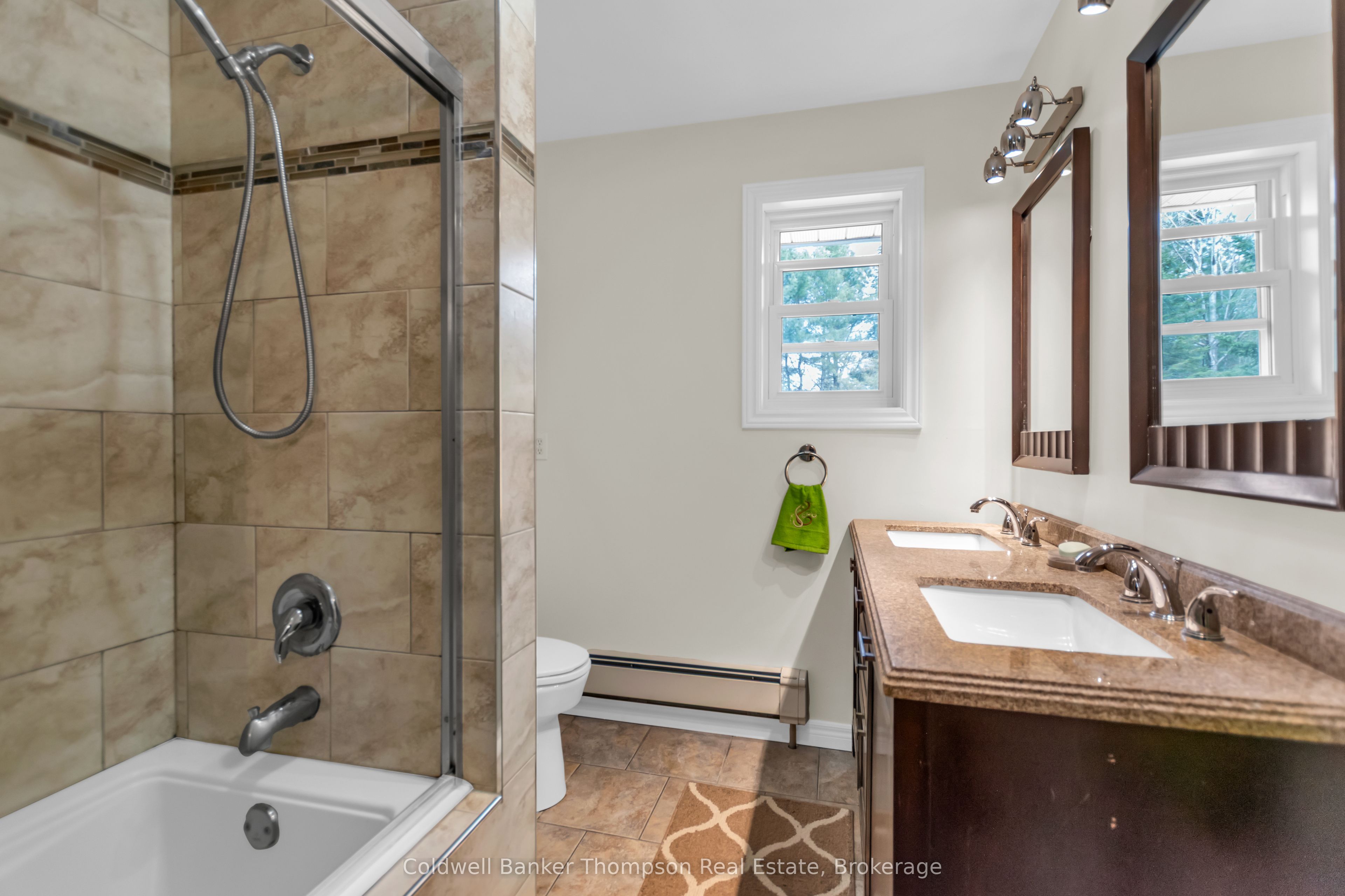 1459 Ravenscliffe Road Property Photo 23