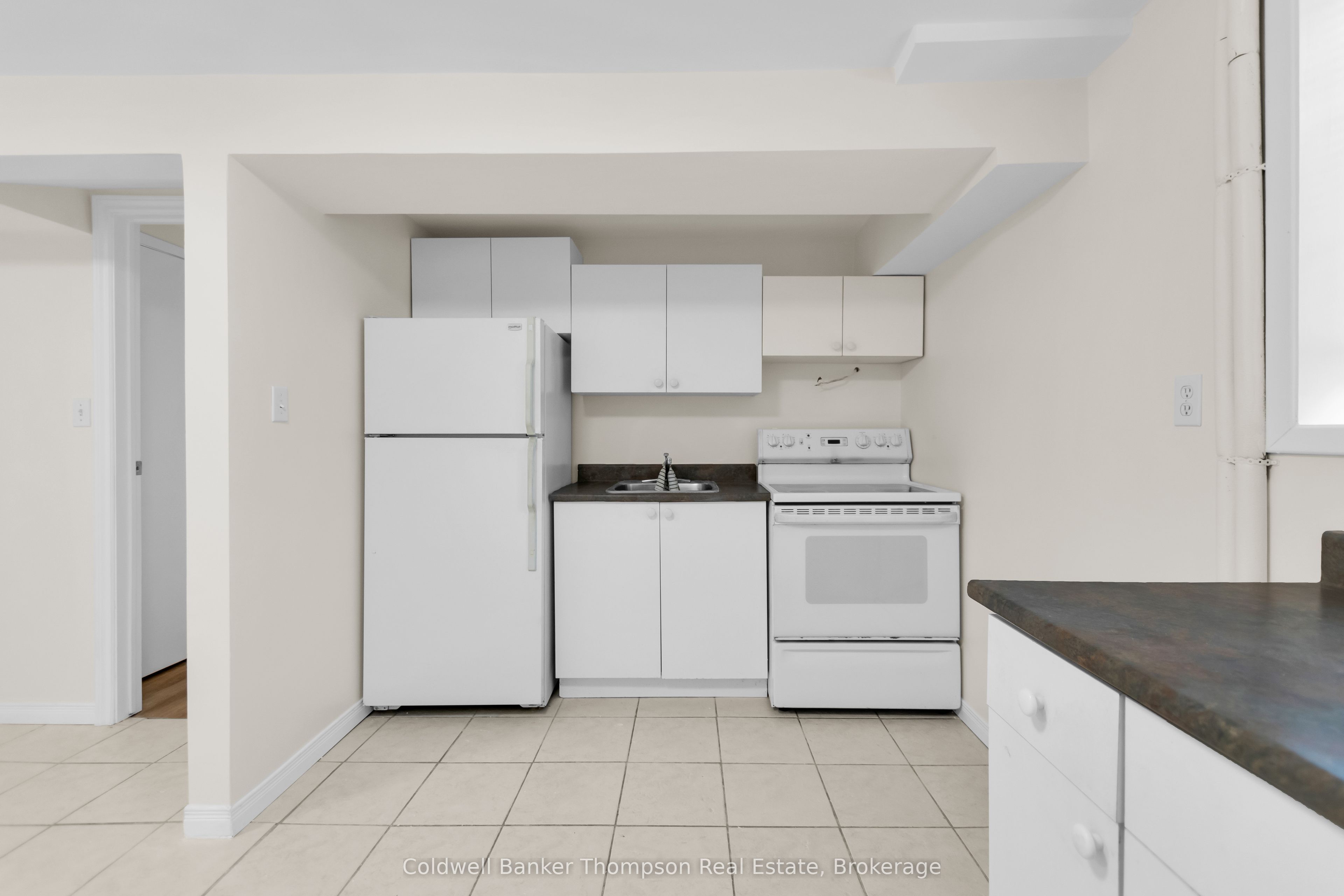 1459 Ravenscliffe Road Property Photo 38