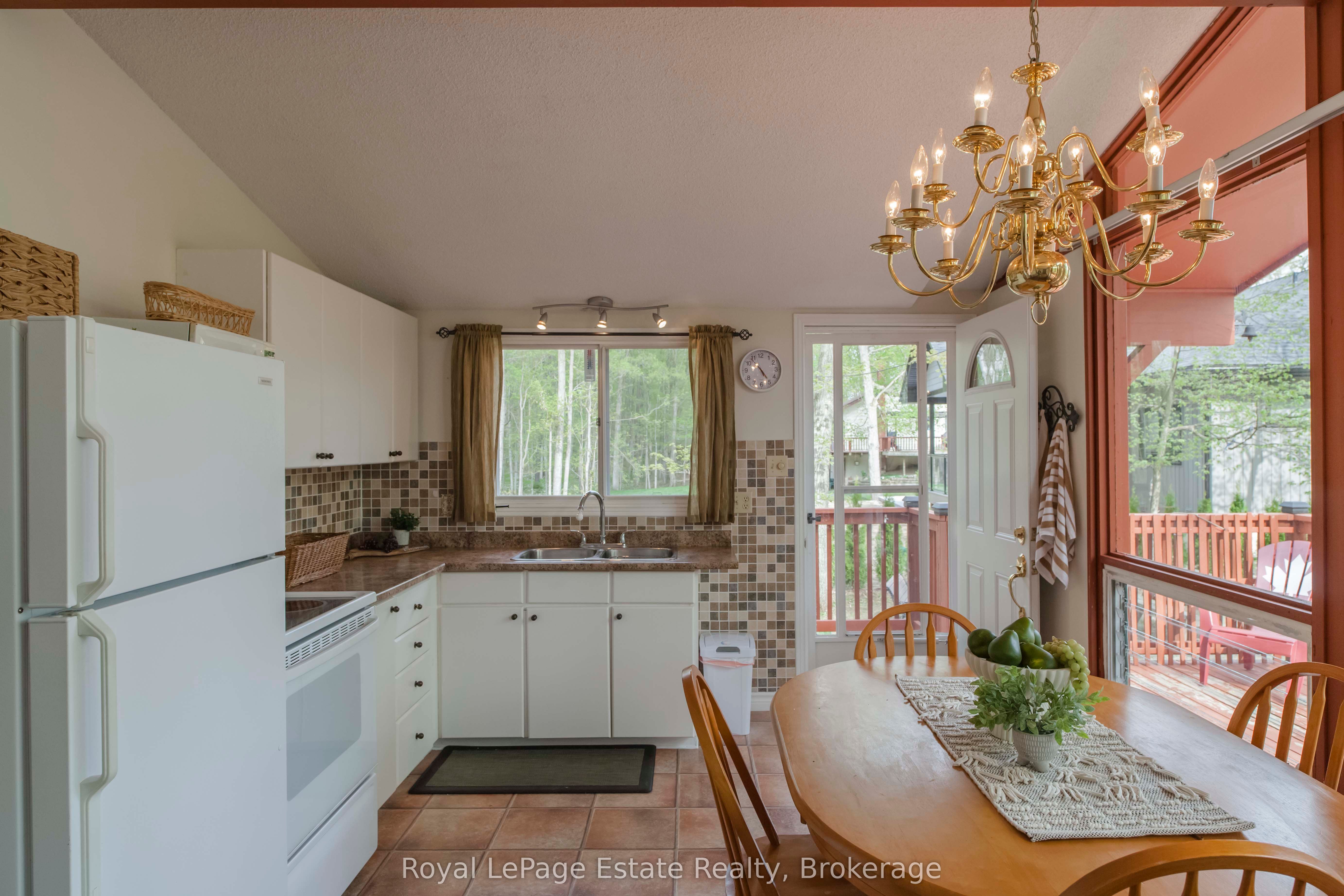 31 Deer Trail Road Property Photo 14