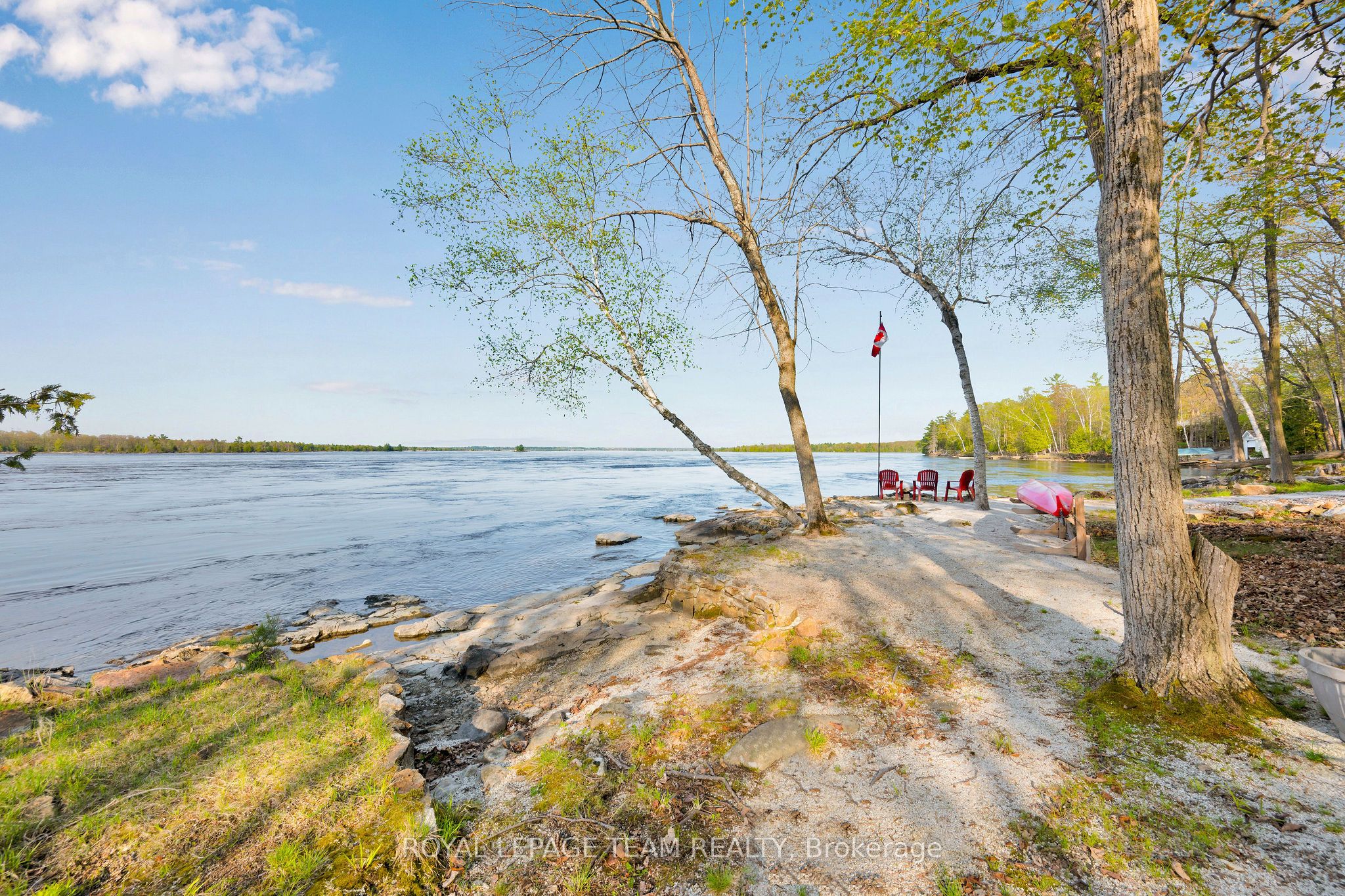270 Morris Island Dr Property Photo 7