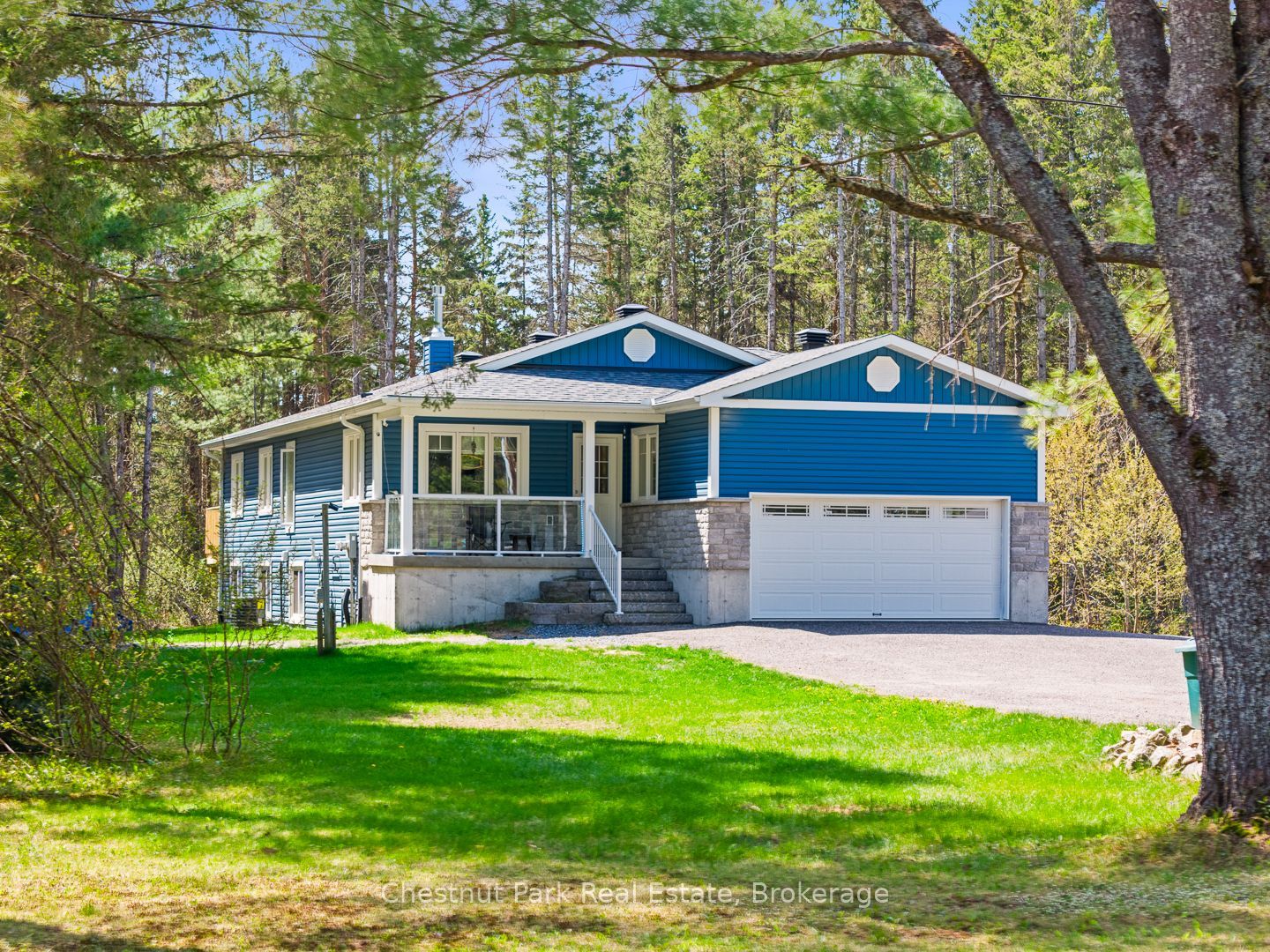 583 Mary Lk Road Property Photo