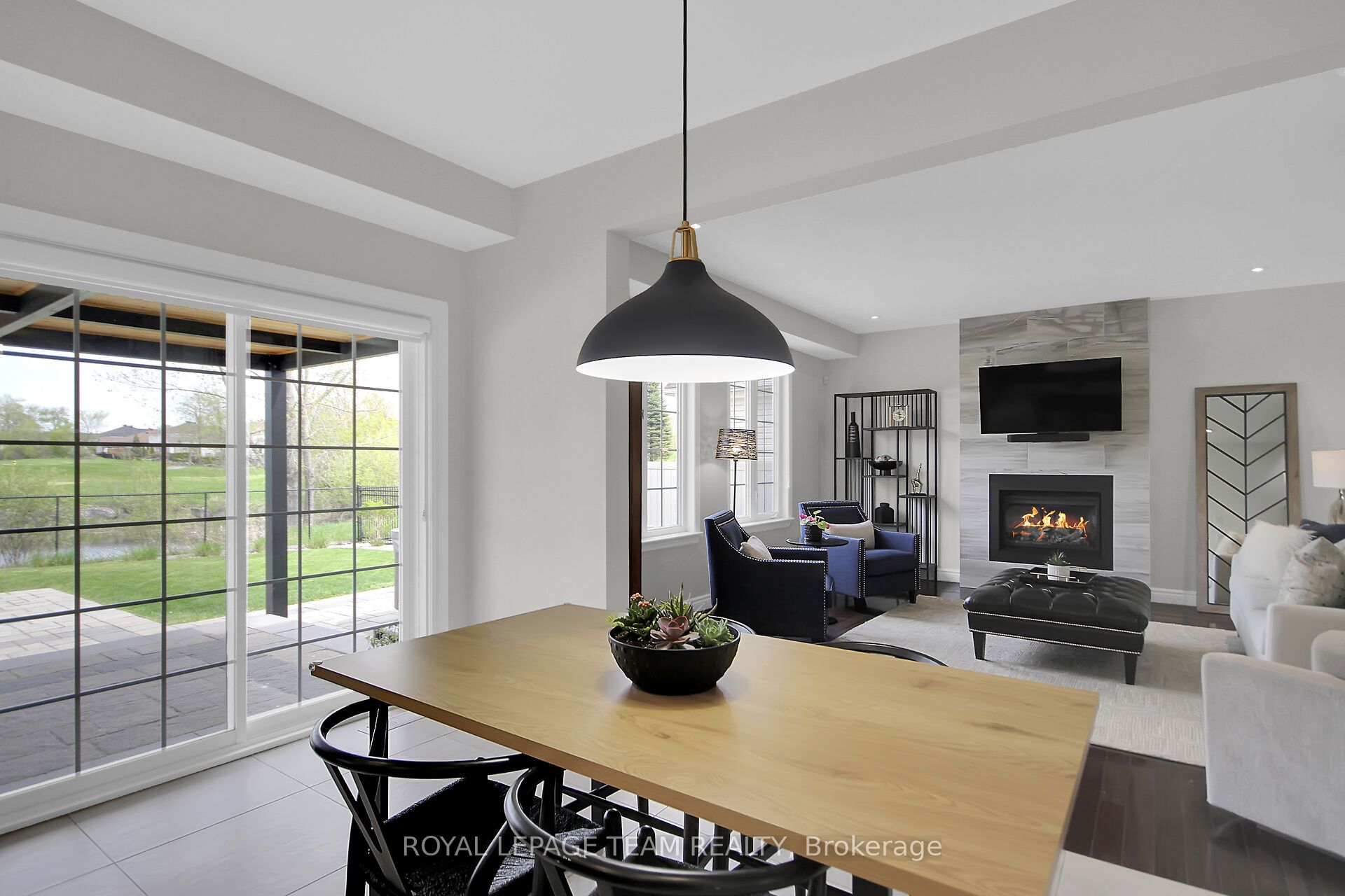 441 Blackleaf Drive Property Photo 11