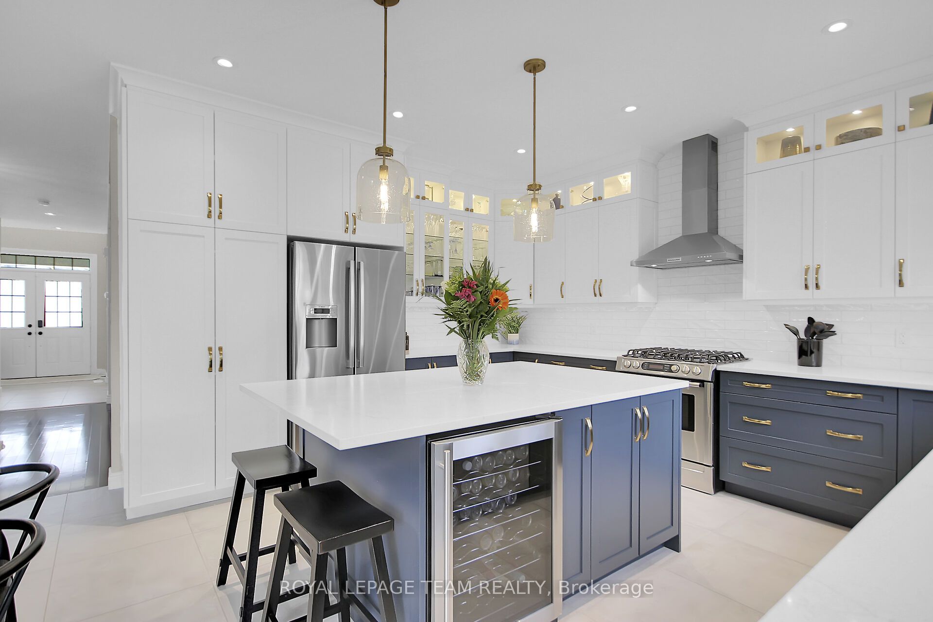 441 Blackleaf Drive Property Photo 15