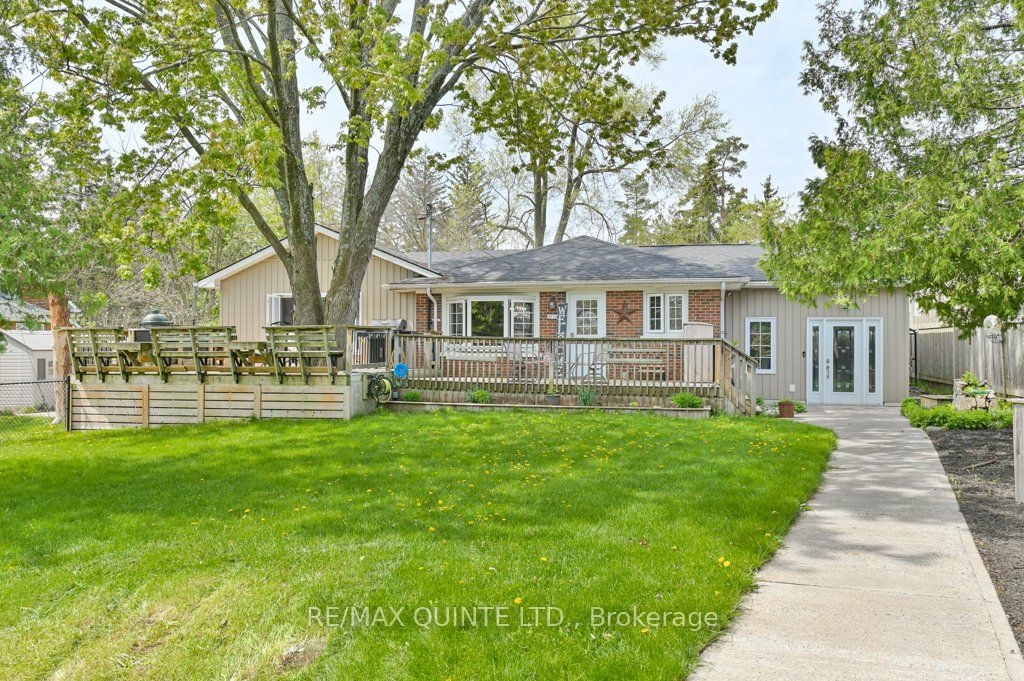 12 Fourth Avenue Property Photo 4