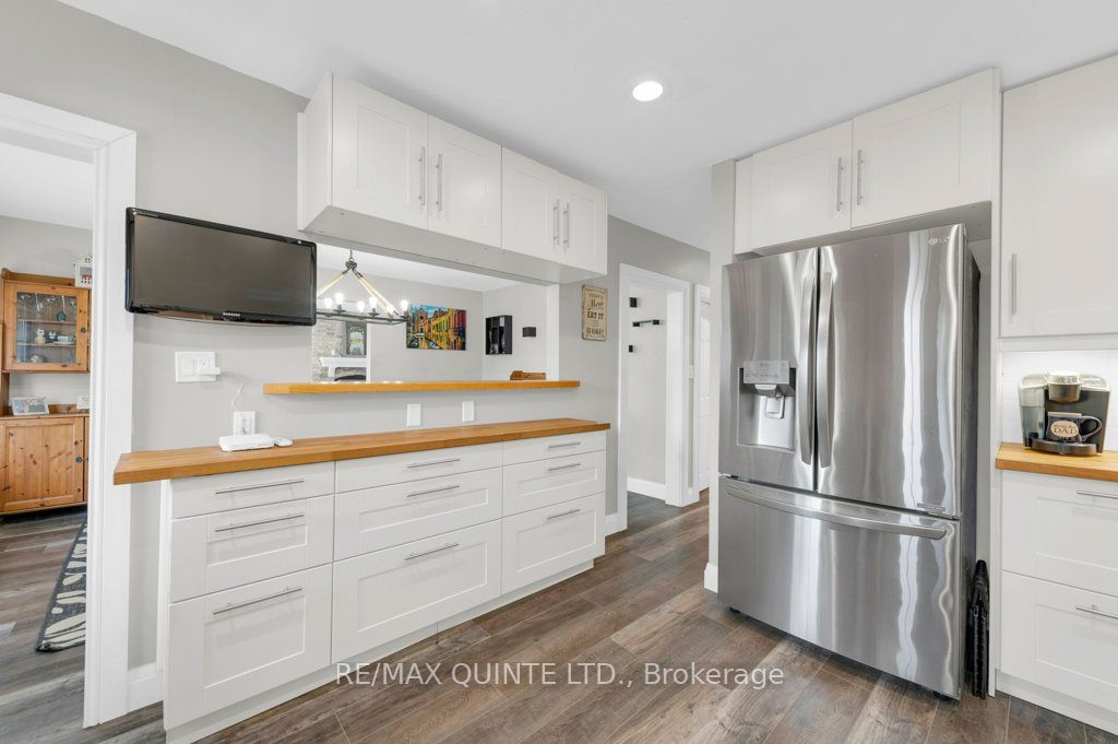 12 Fourth Avenue Property Photo 10