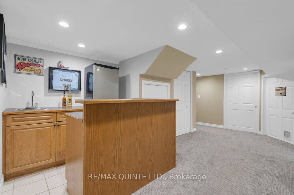 12 Fourth Avenue Property Photo 31