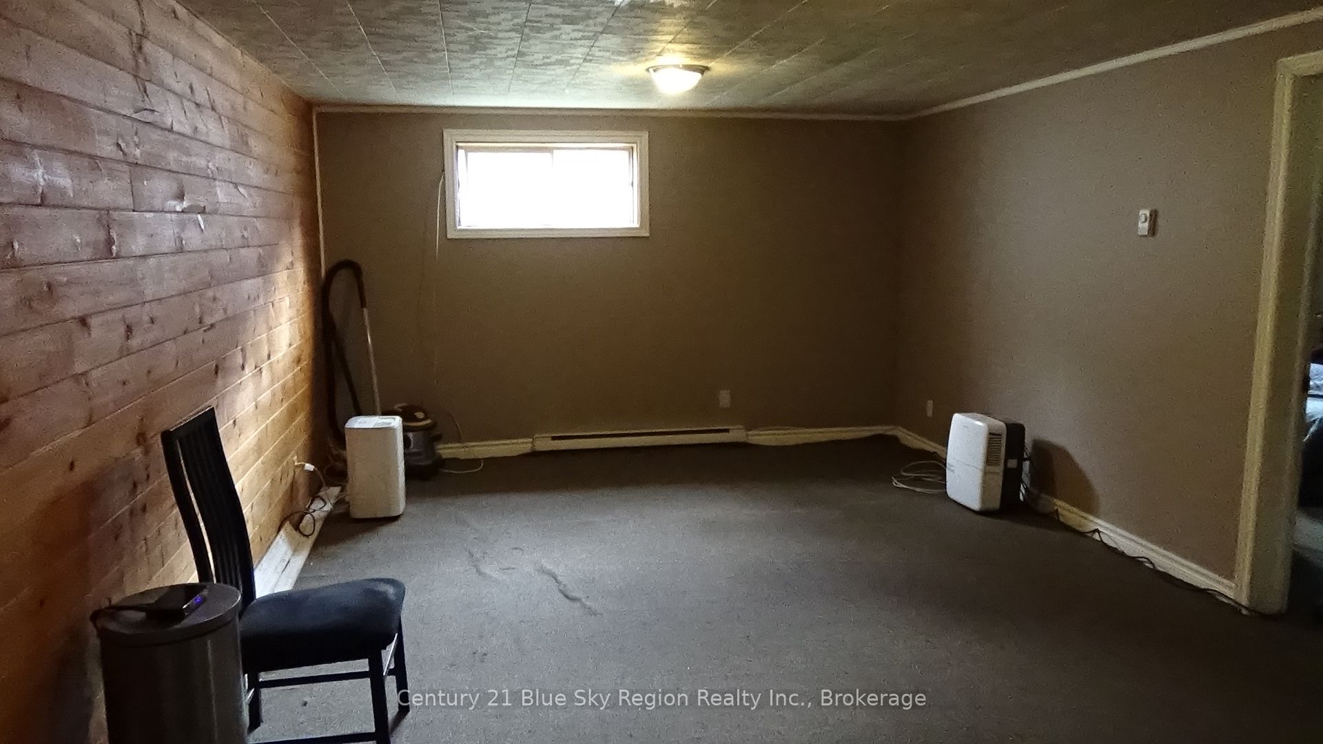 176 Church Street Property Photo 33