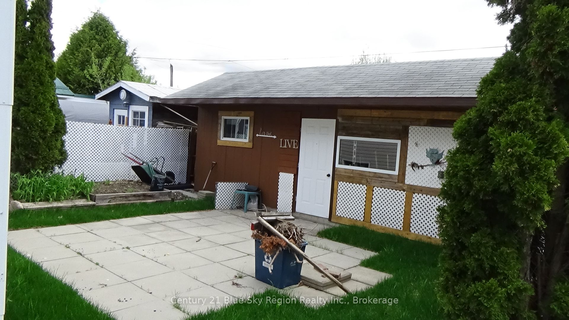 176 Church Street Property Photo 39
