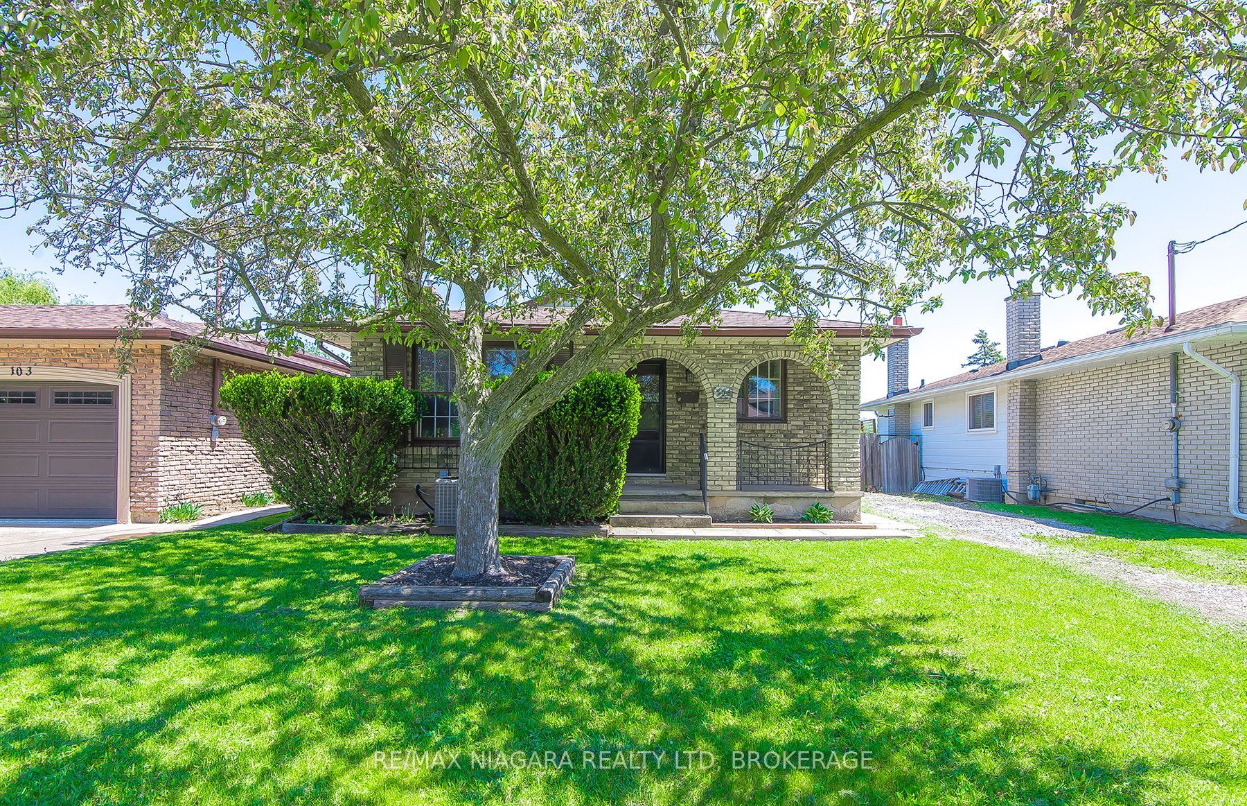 105 Hillview Rd Property Photo