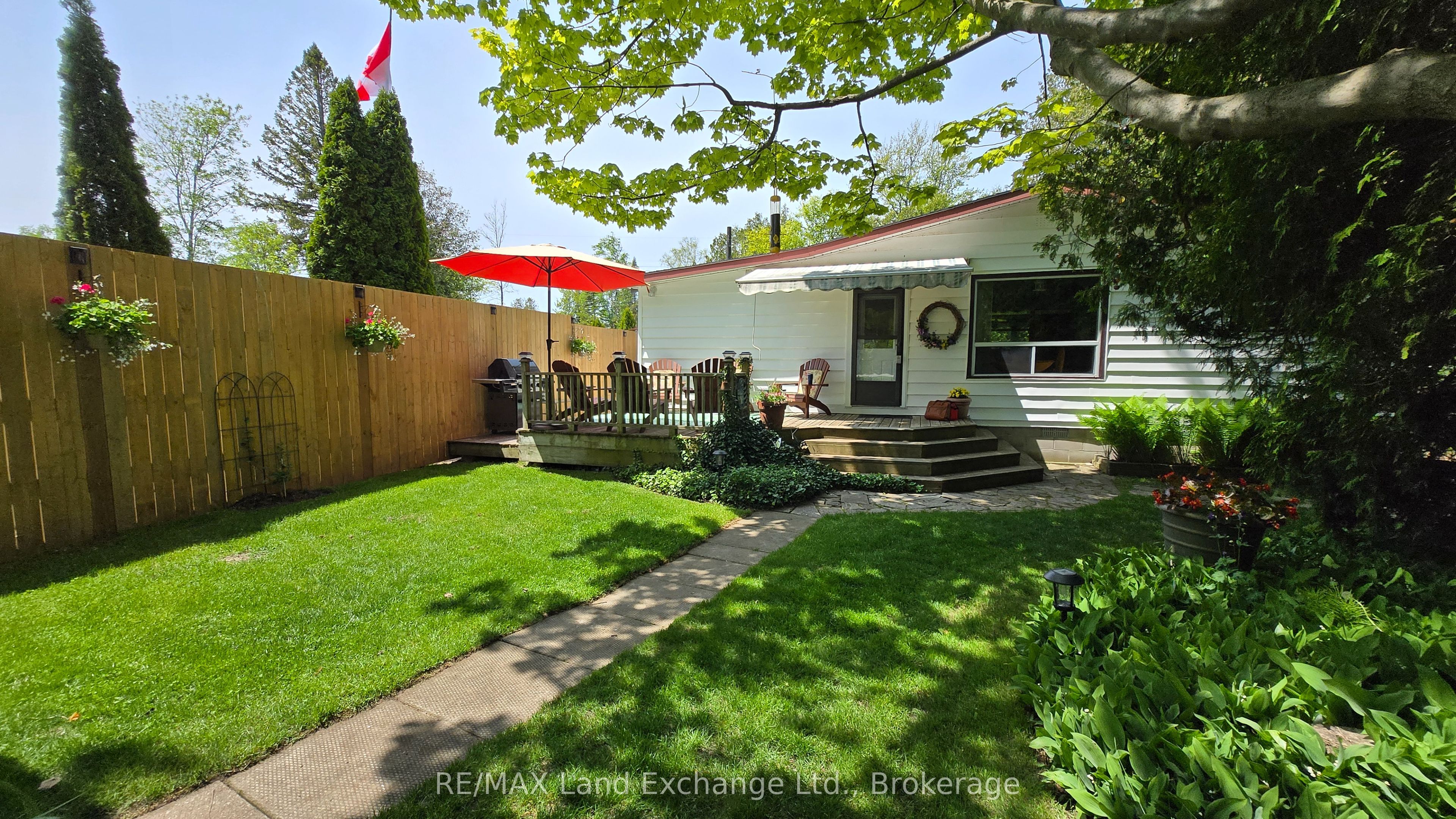 551 Attawandaron Road Property Photo 1