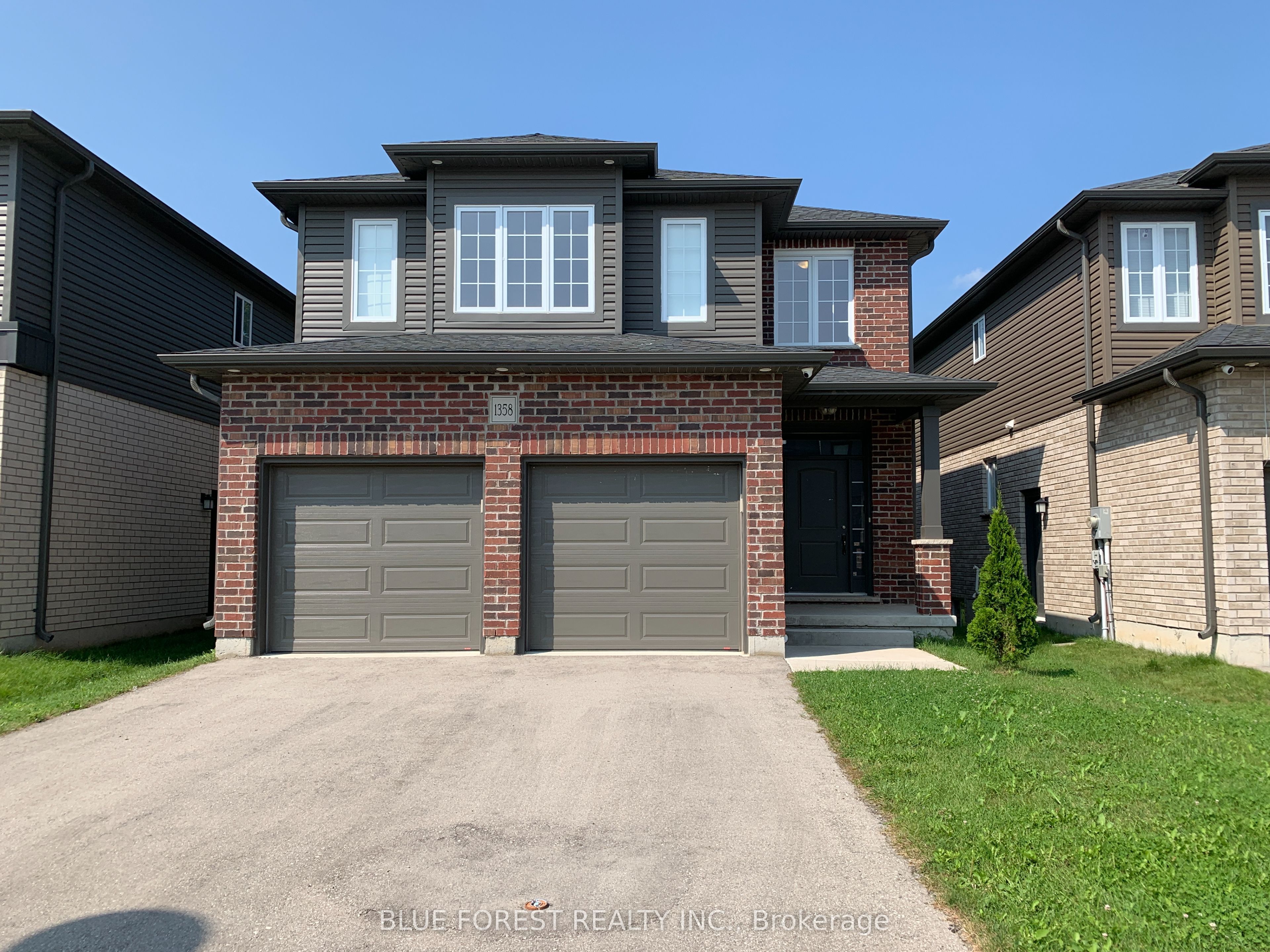 1358 Sandbar Street Property Photo 1