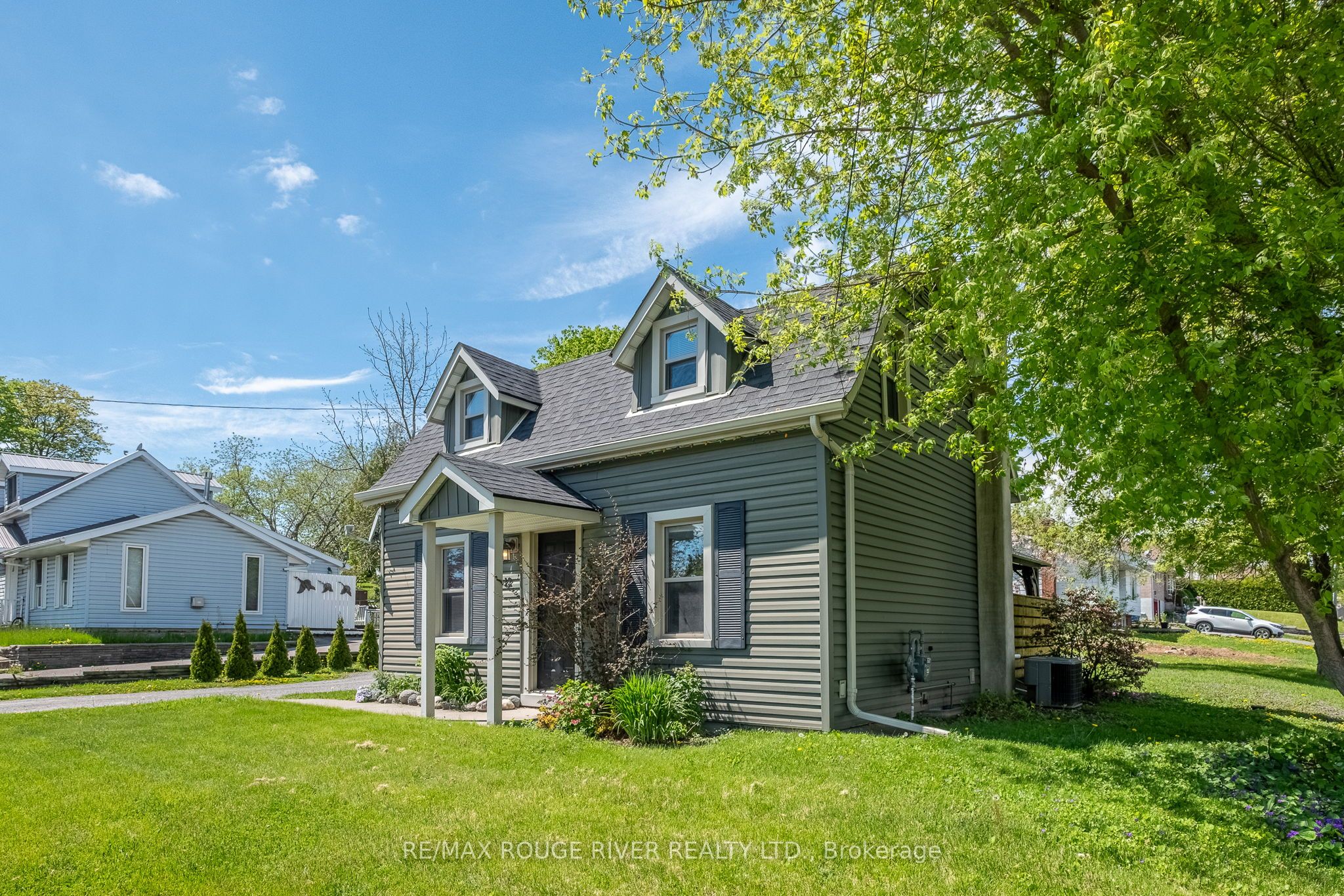 12 Singleton Street Property Photo