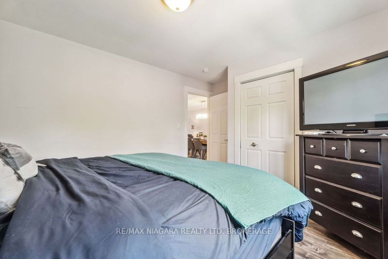 246 Martin Street Property Photo 23