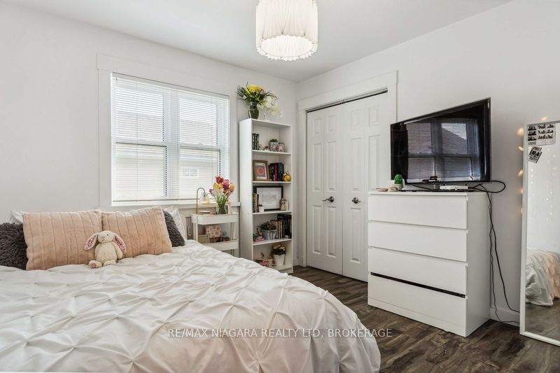 246 Martin Street Property Photo 24