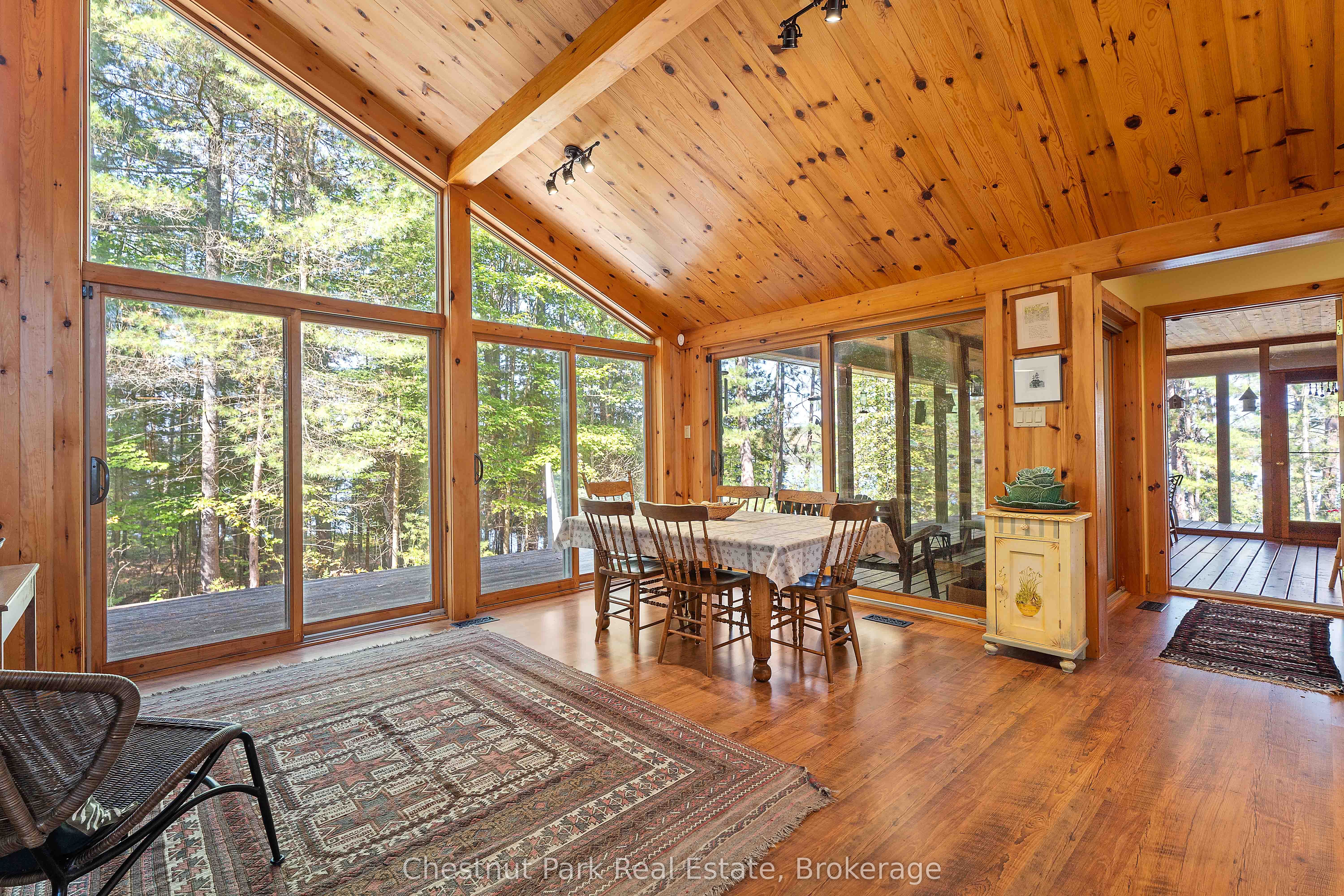 10000 Soyers - Brown Island Property Photo 8